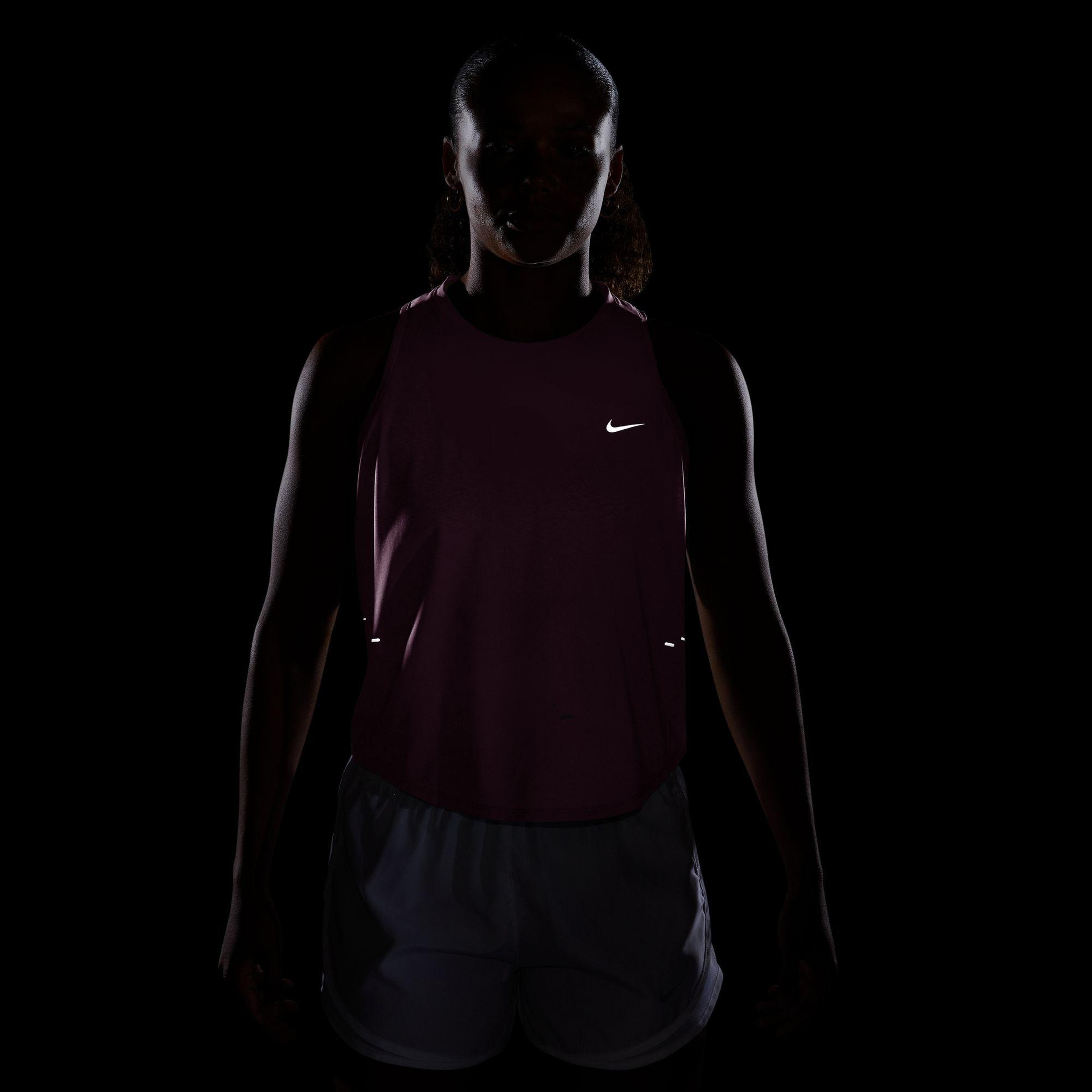 Nike Swift Breathe Kadın Pembe Kolsuz T-Shirt