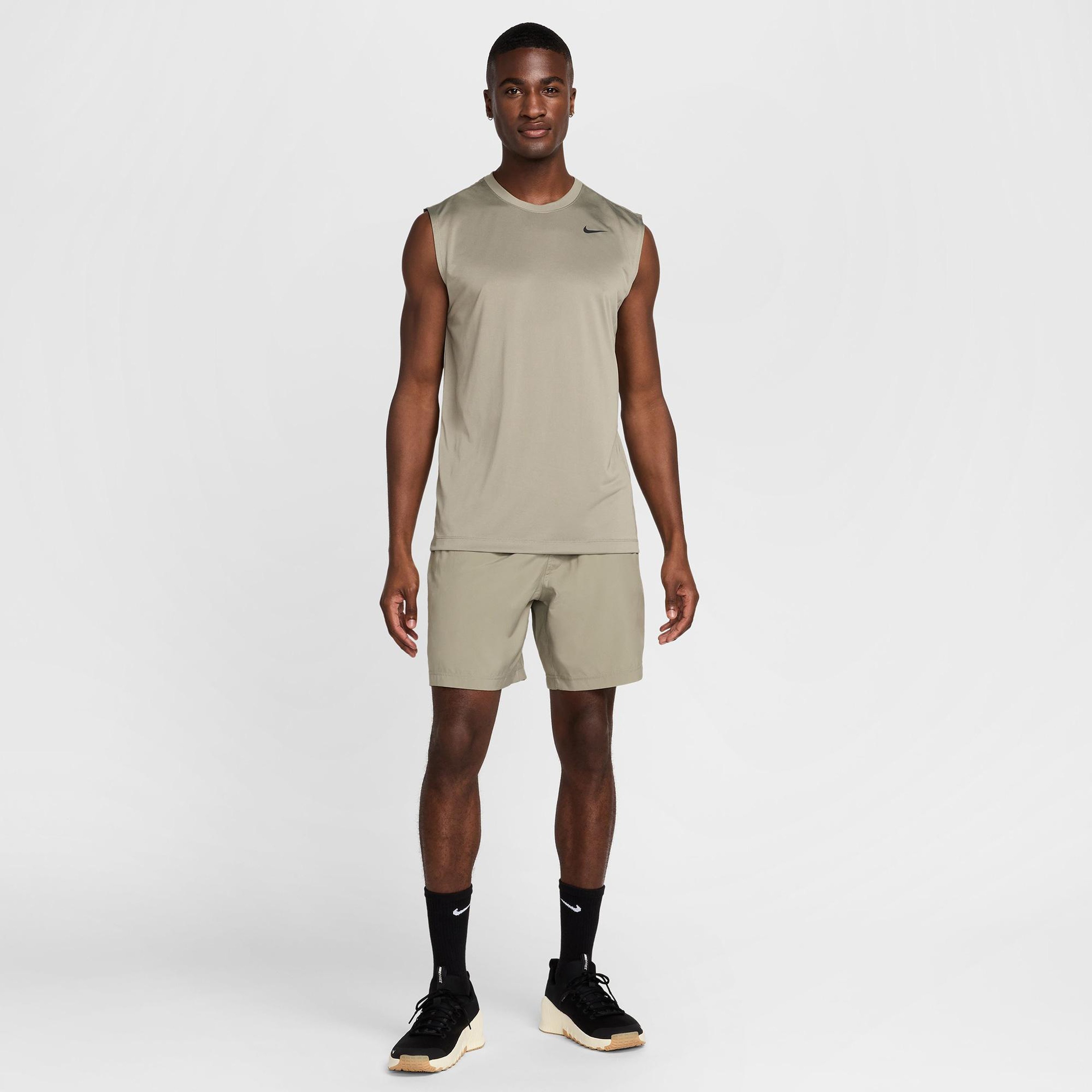 Nike Dri-Fit Form Erkek Bej Şort