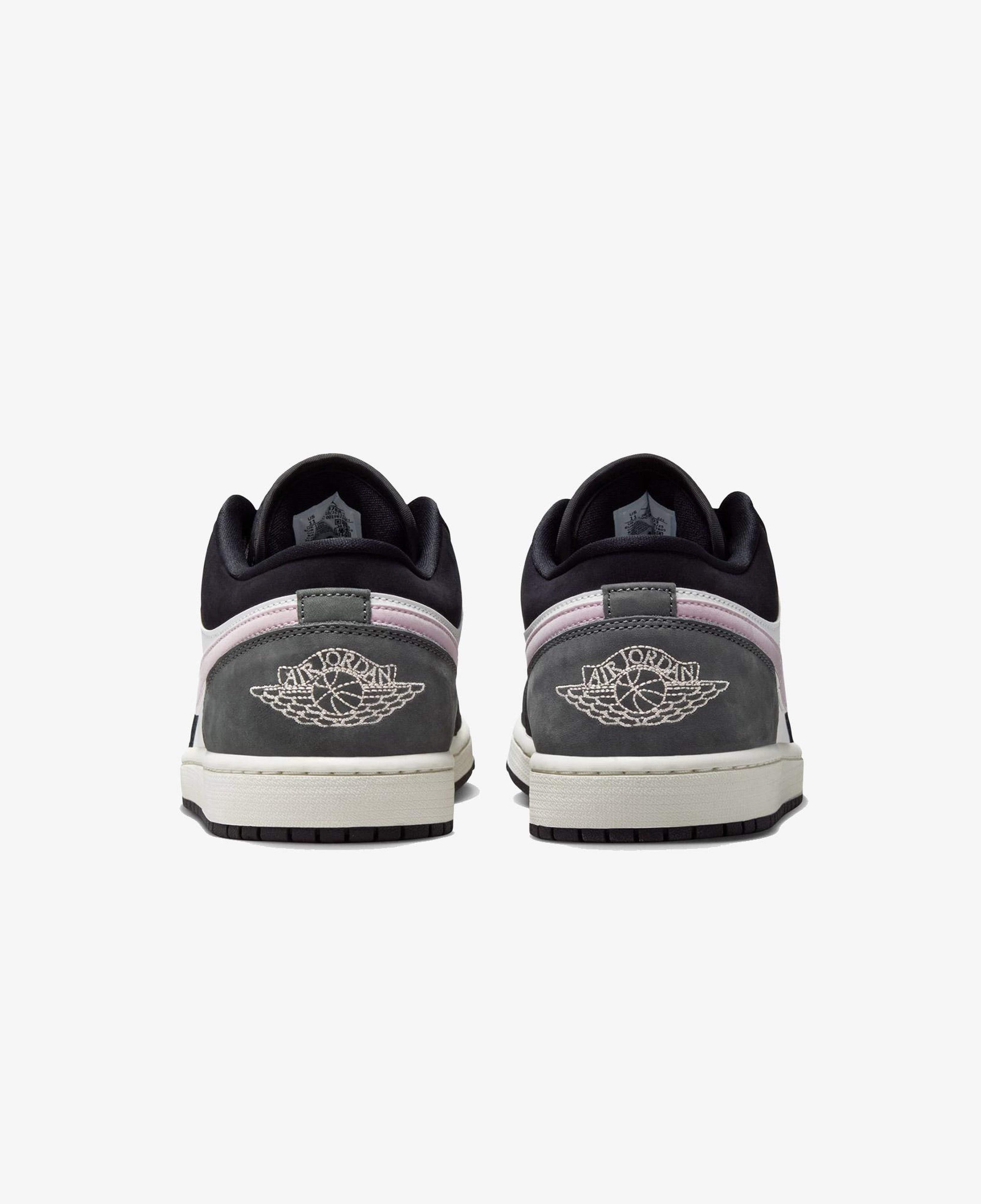Jordan Air 1 Low SE Erkek Siyah Spor Ayakkabı
