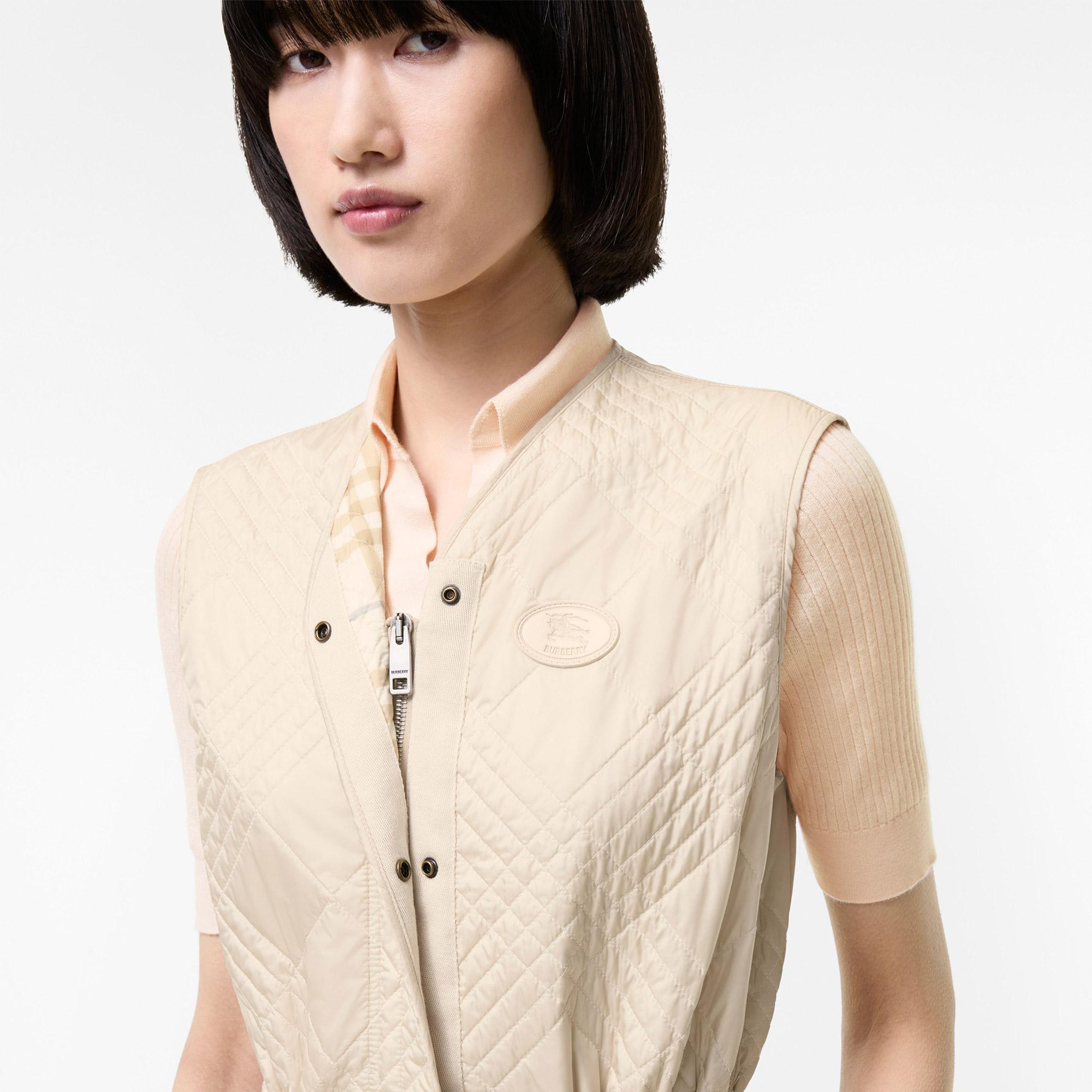 Burberry Walby Kadın Krem Mont