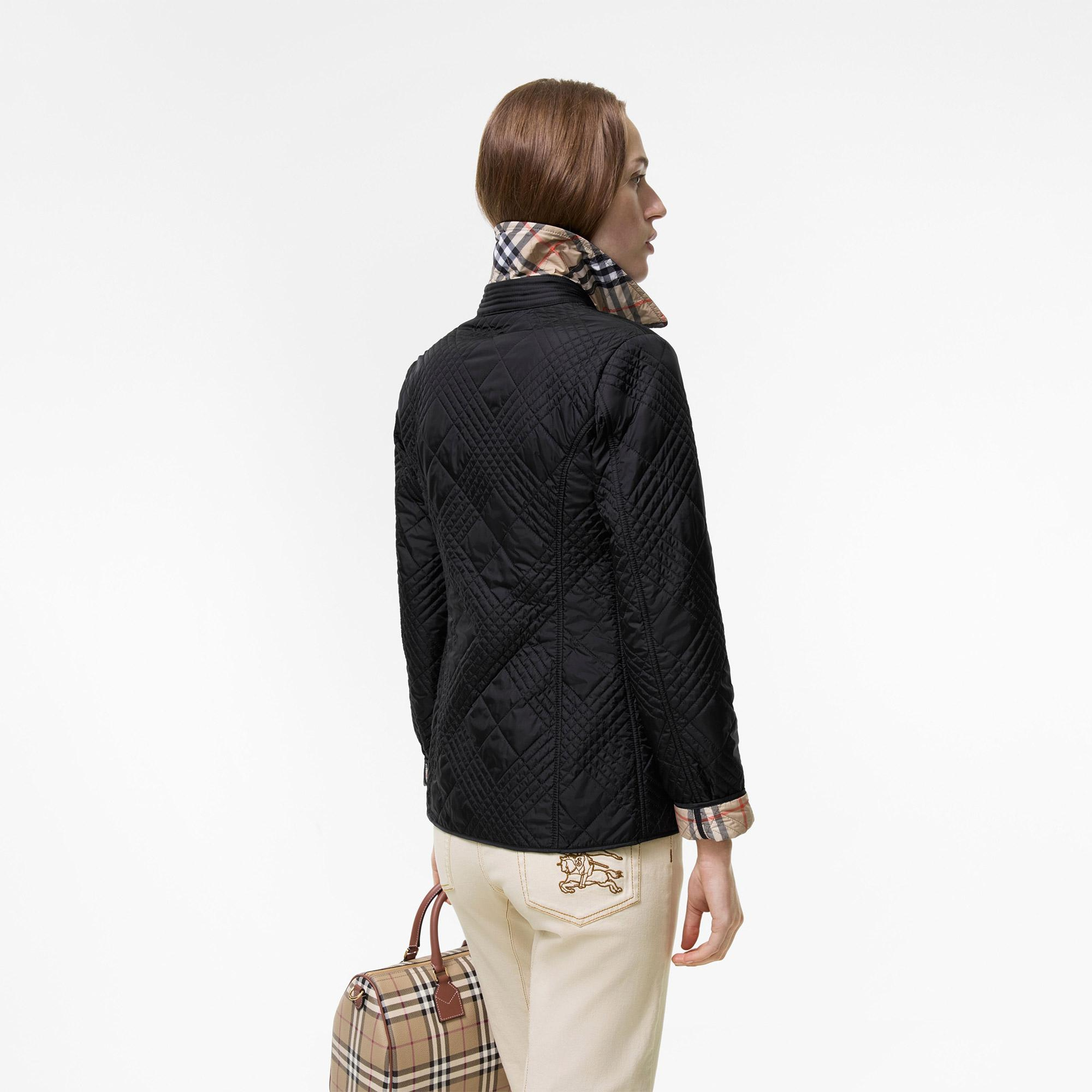 Burberry Fernleigh Kadın Siyah Mont