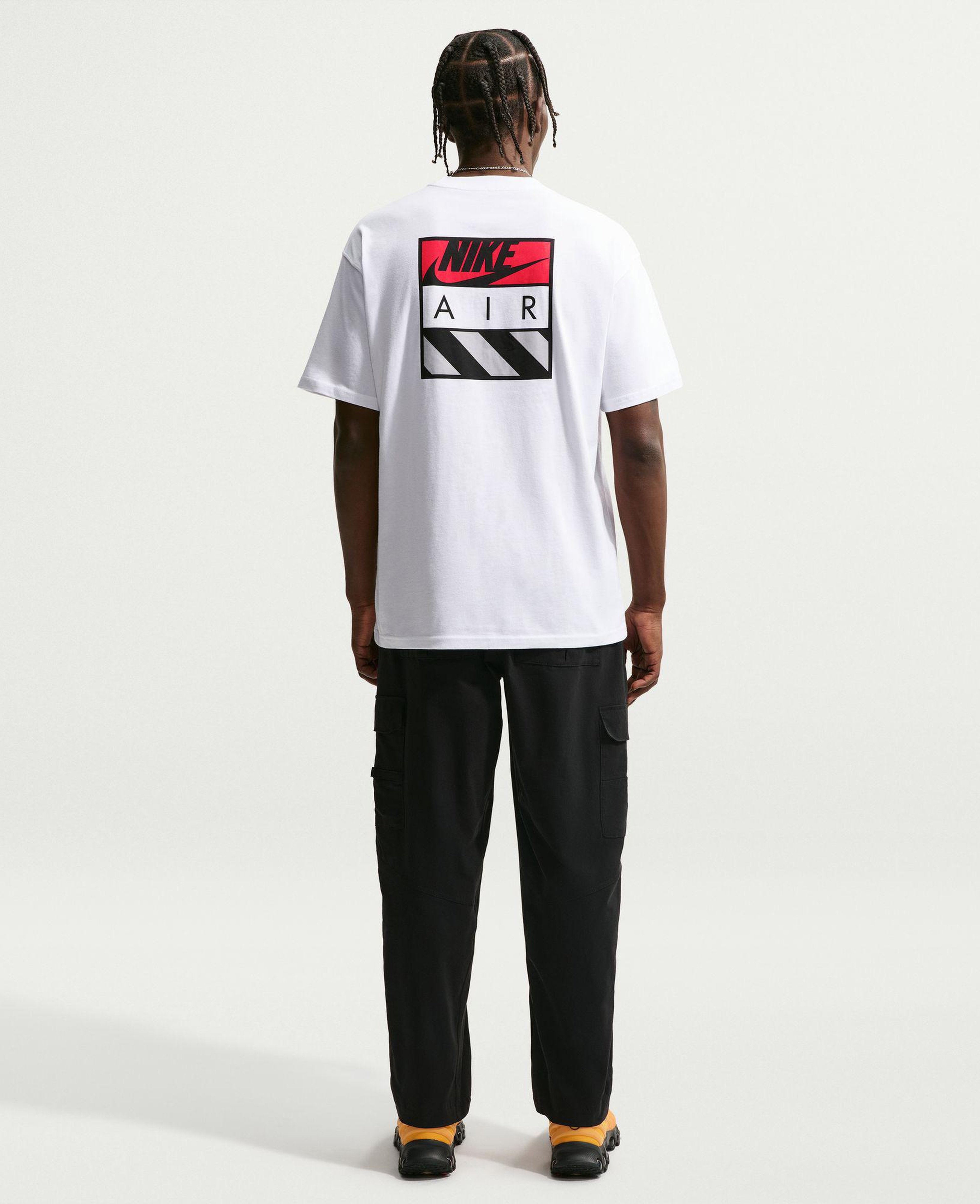 Nike Sportswear Air Box Erkek Beyaz T-Shirt
