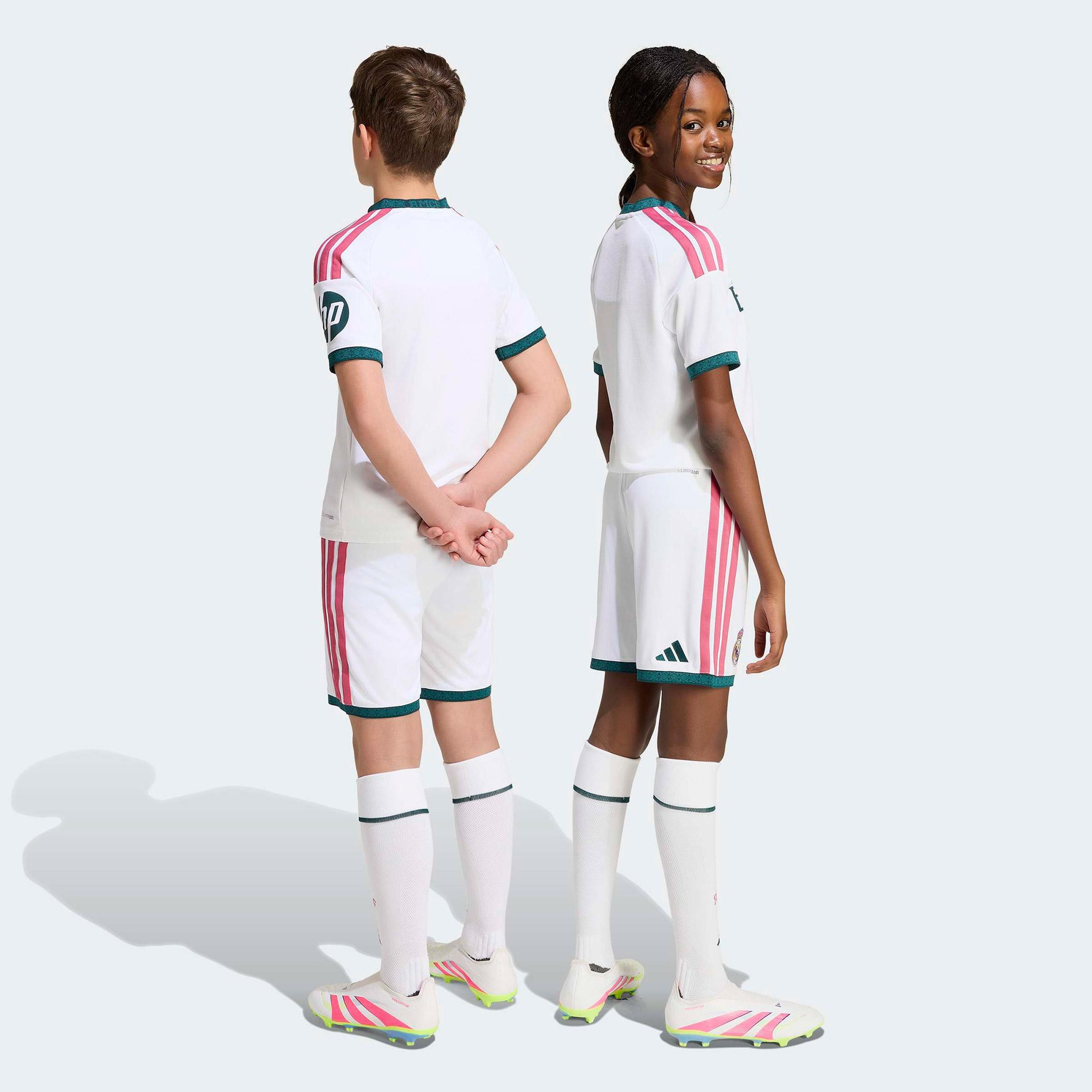 adidas Real Madrid 26/27 Çocuk Beyaz İç Saha Şortu