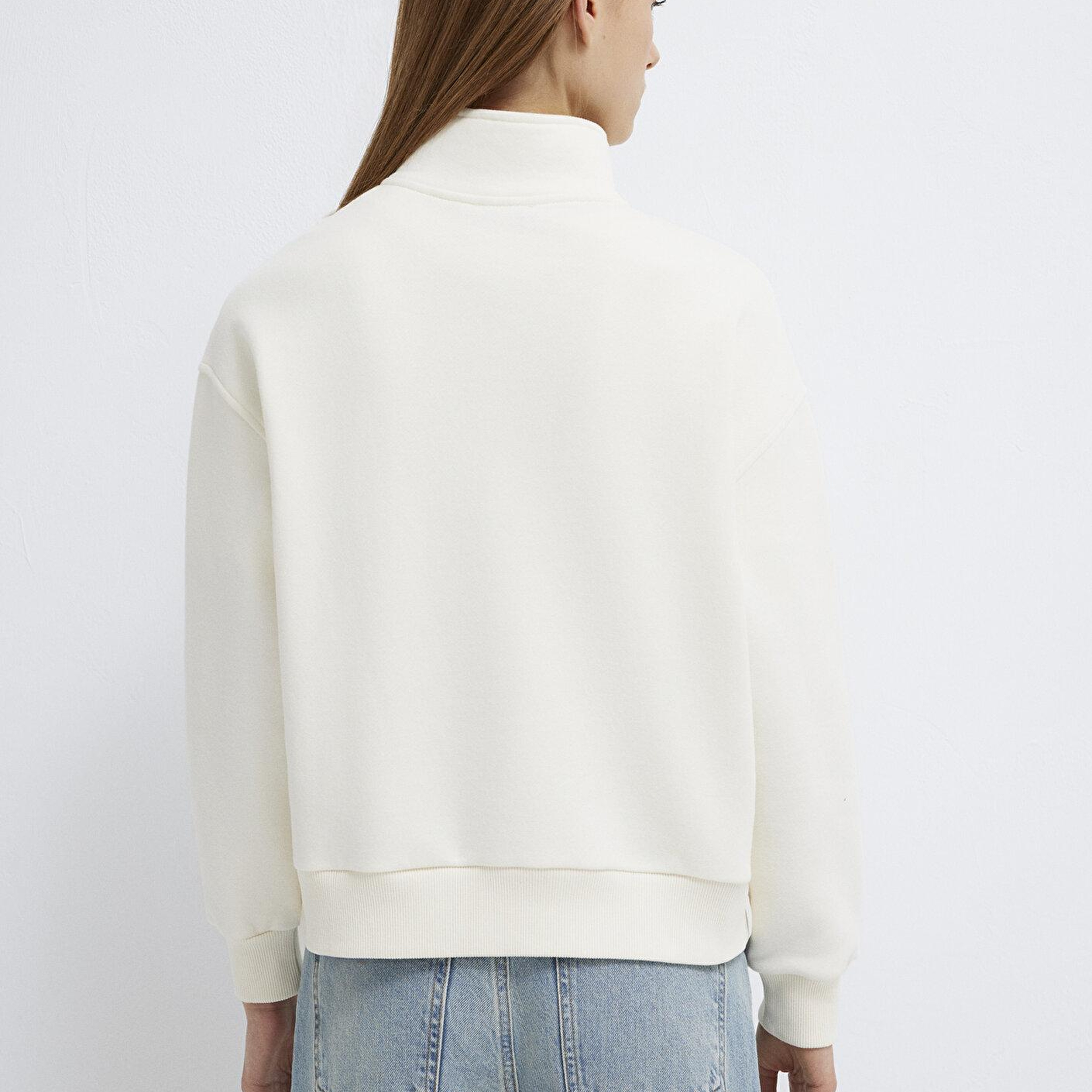 Mavi MVJNS Nakışlı Yarı Fermuarlı Ekru Sweatshirt 1S10533-89145