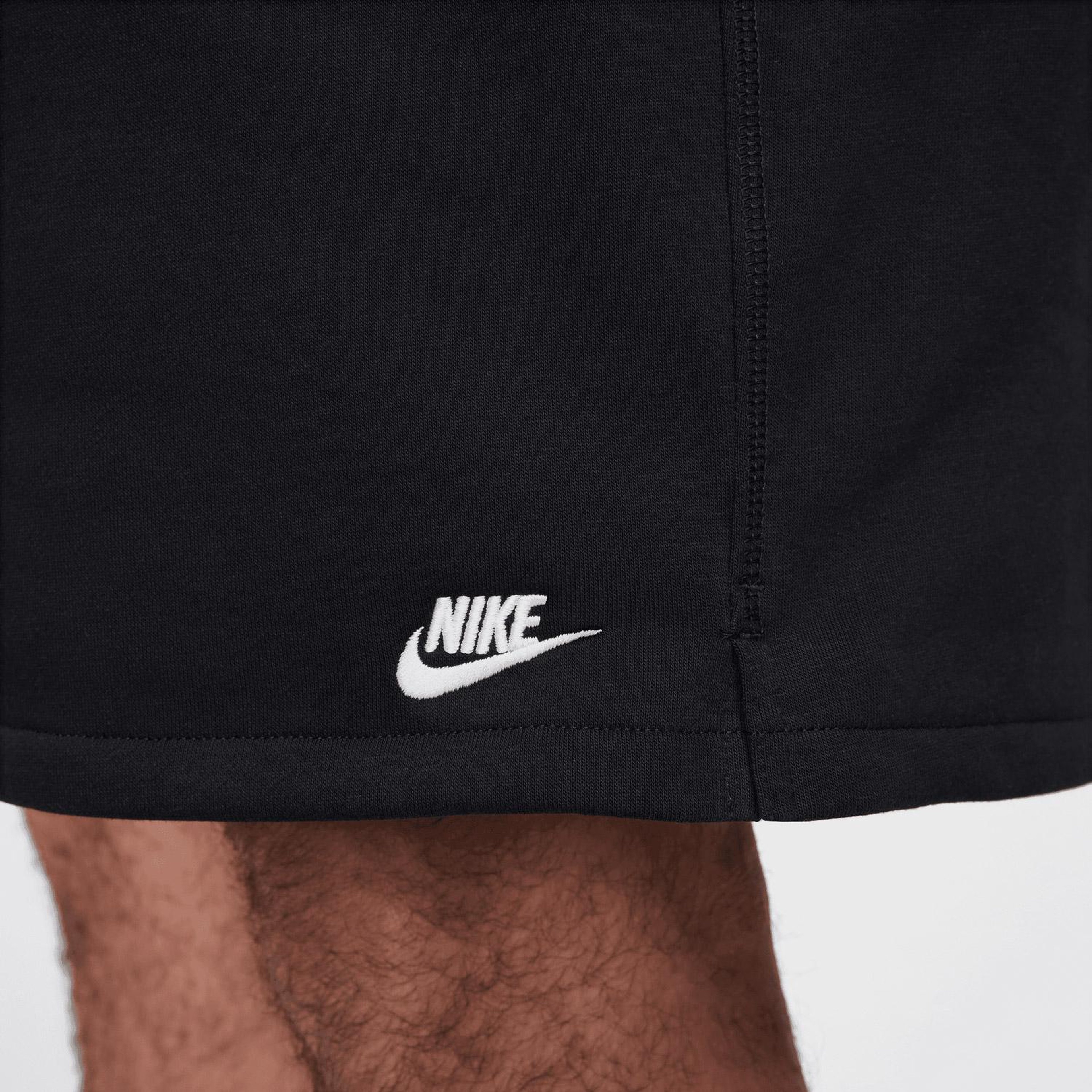 Nike Club Flow Erkek Siyah Şort