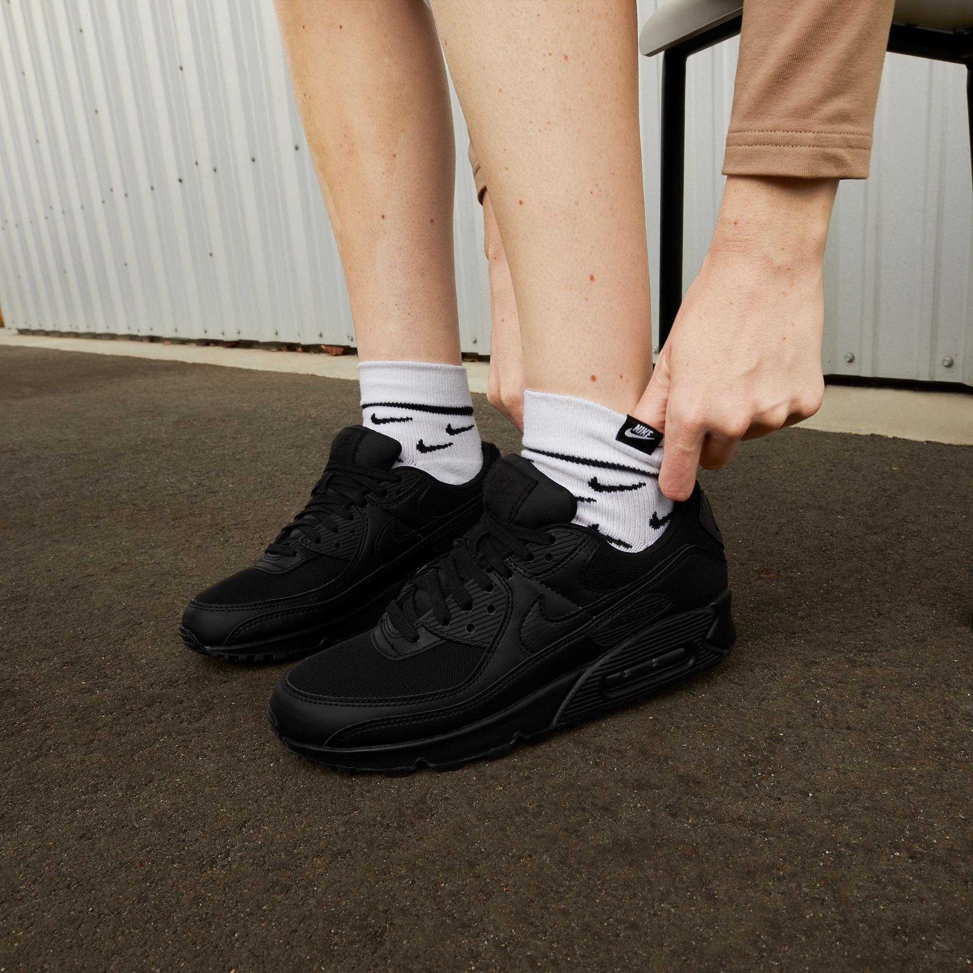 Nike Air Max 90 Kadın Siyah Spor Ayakkabı
