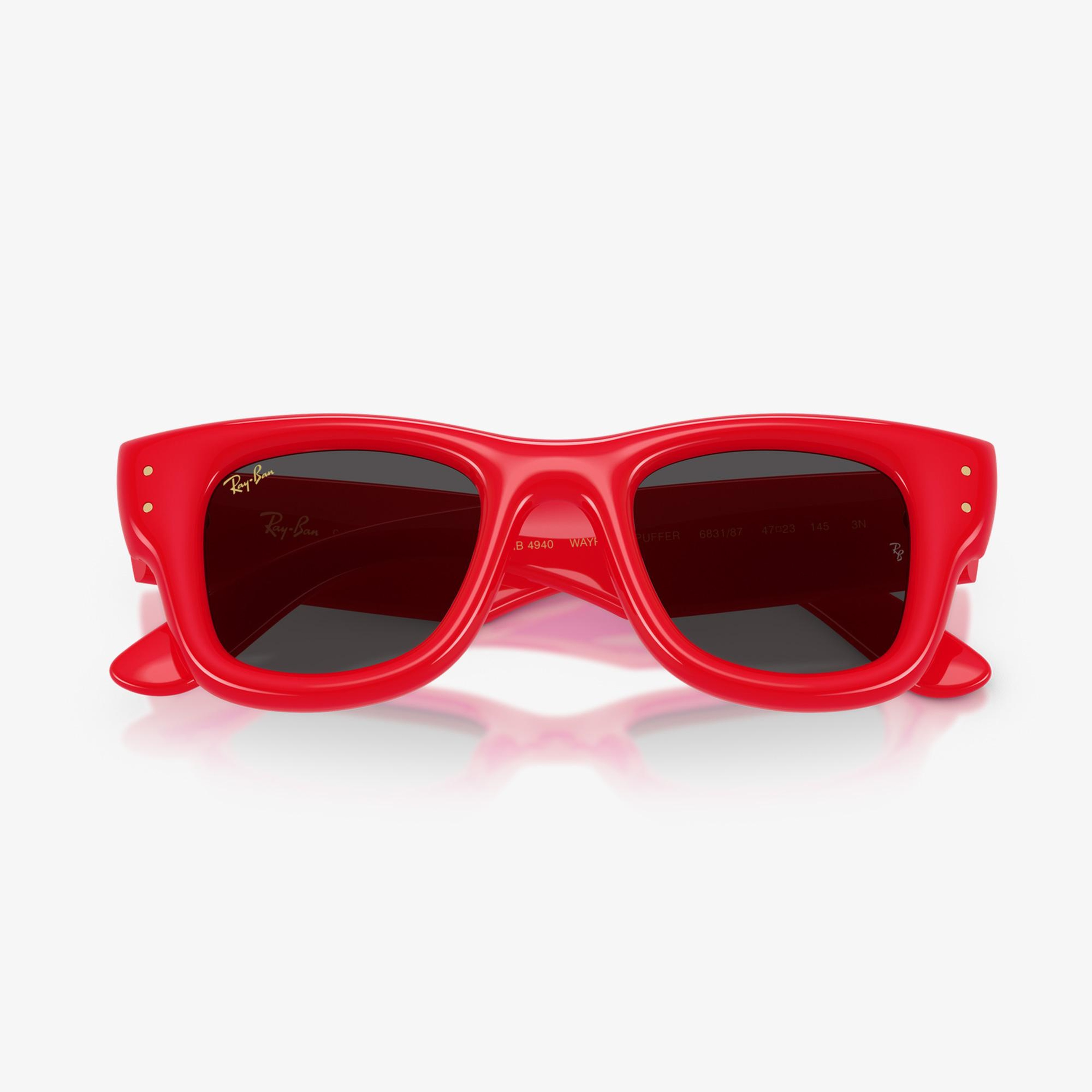 Ray-Ban Wayfarer Puffer RB4940 Unisex Kırmızı Güneş Gözlüğü