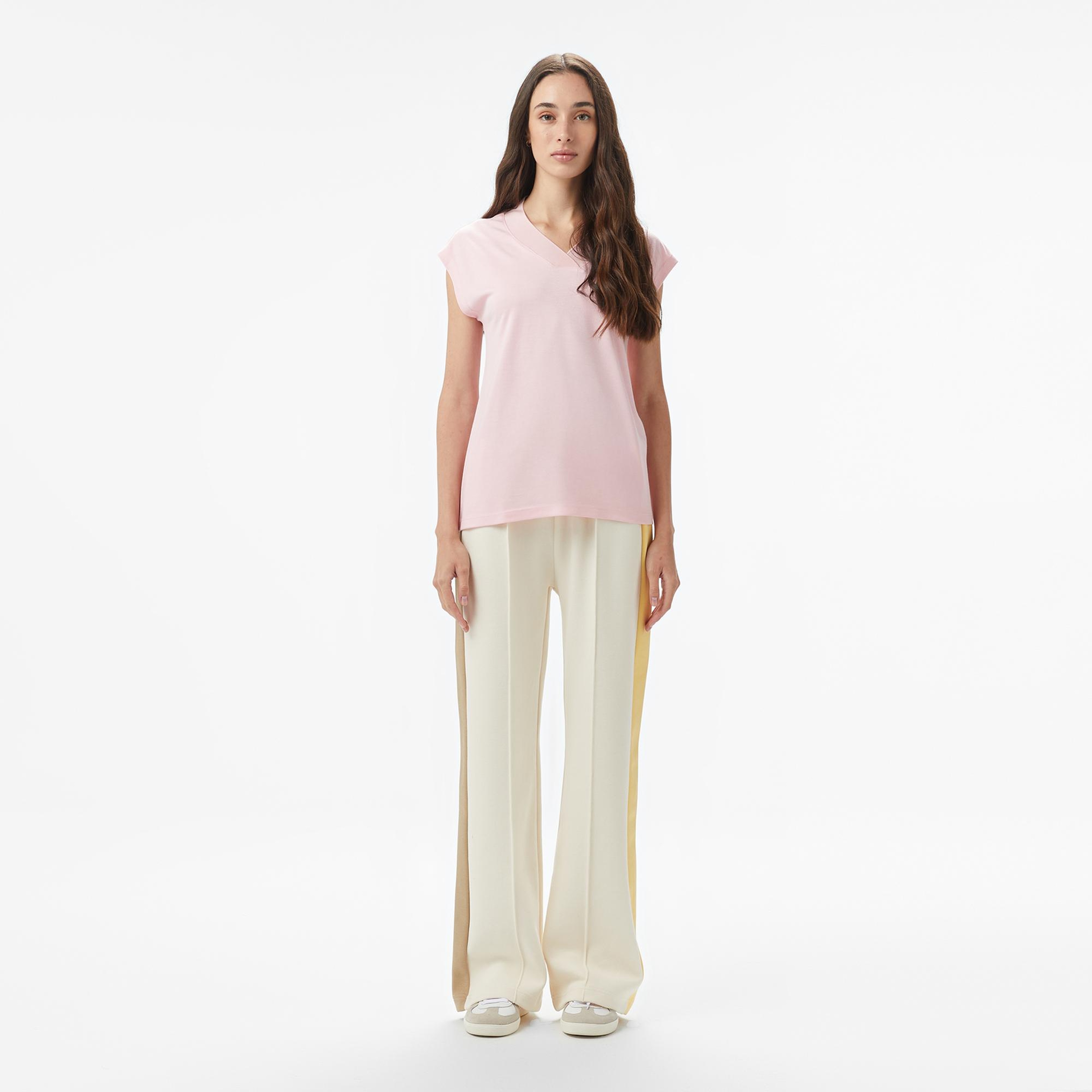 Kadın Slim Fit Kolsuz V Yaka Açık Pembe Bluz