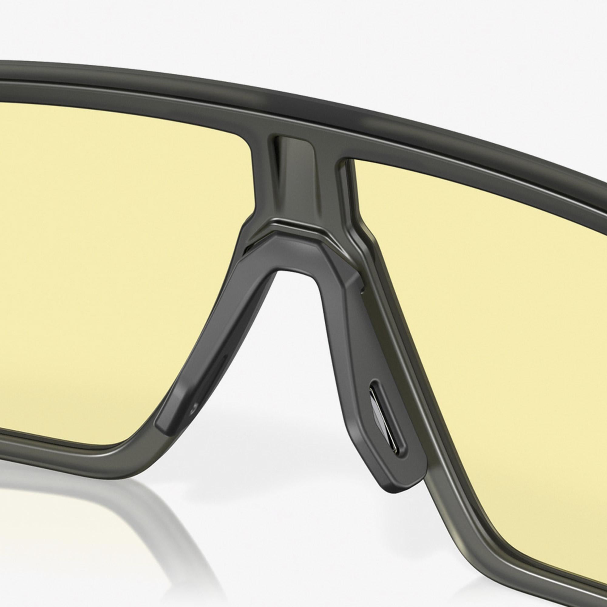 OAKLEY 0OO9285 Injected Erkek Gri Güneş Gözlüğü