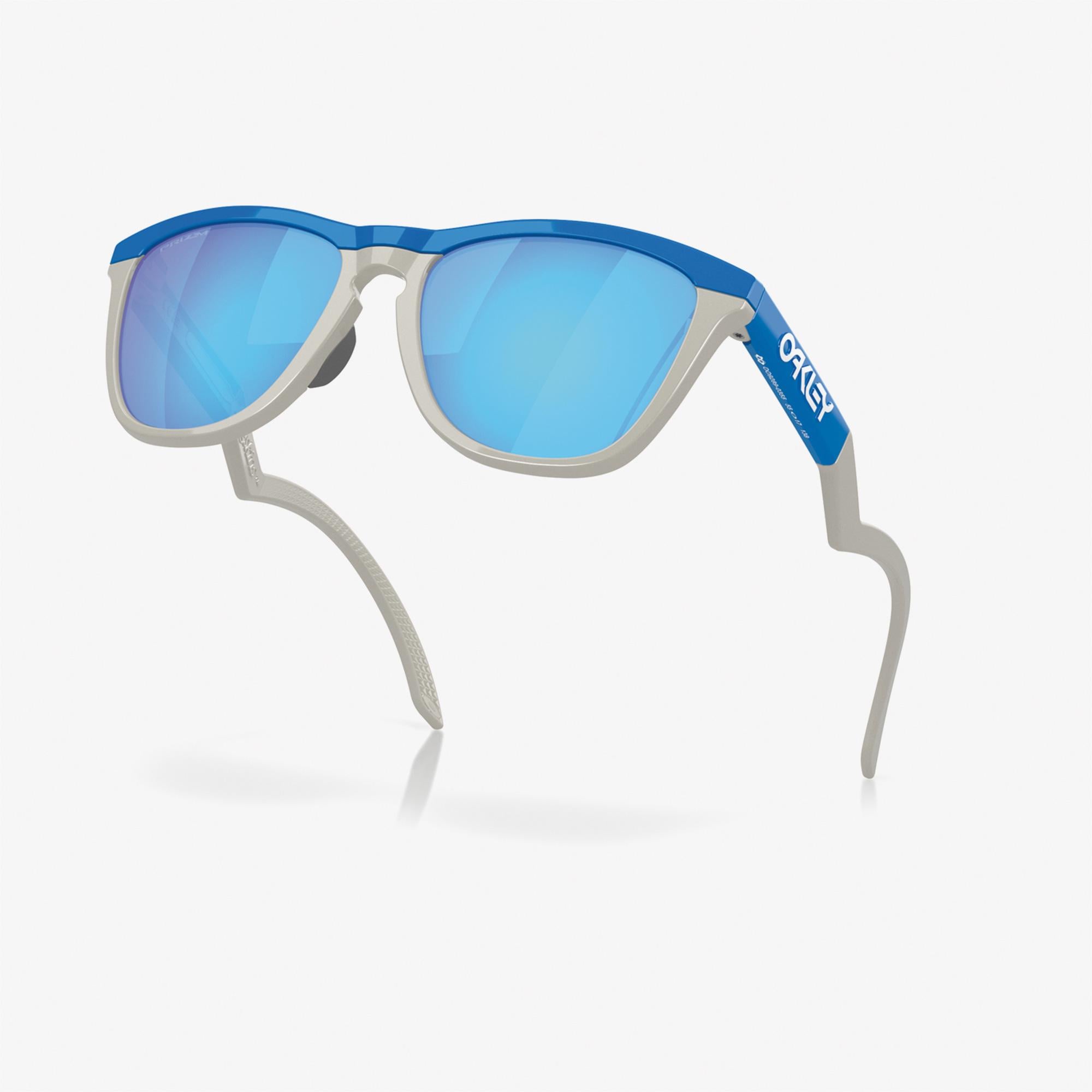 OAKLEY 0OO9289 Injected Erkek Gri Güneş Gözlüğü