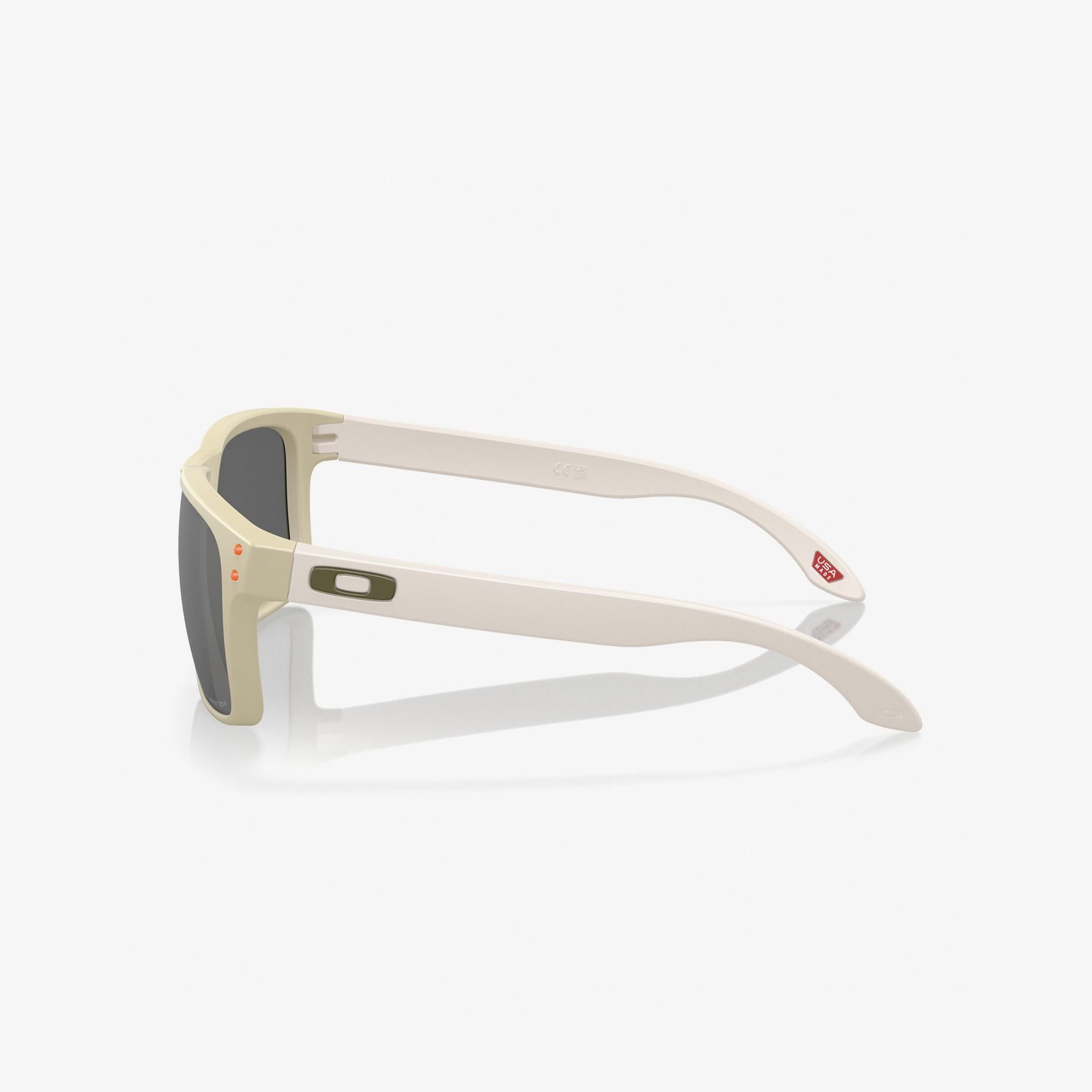 OAKLEY 0OO9102 Injected Erkek Bej Güneş Gözlüğü