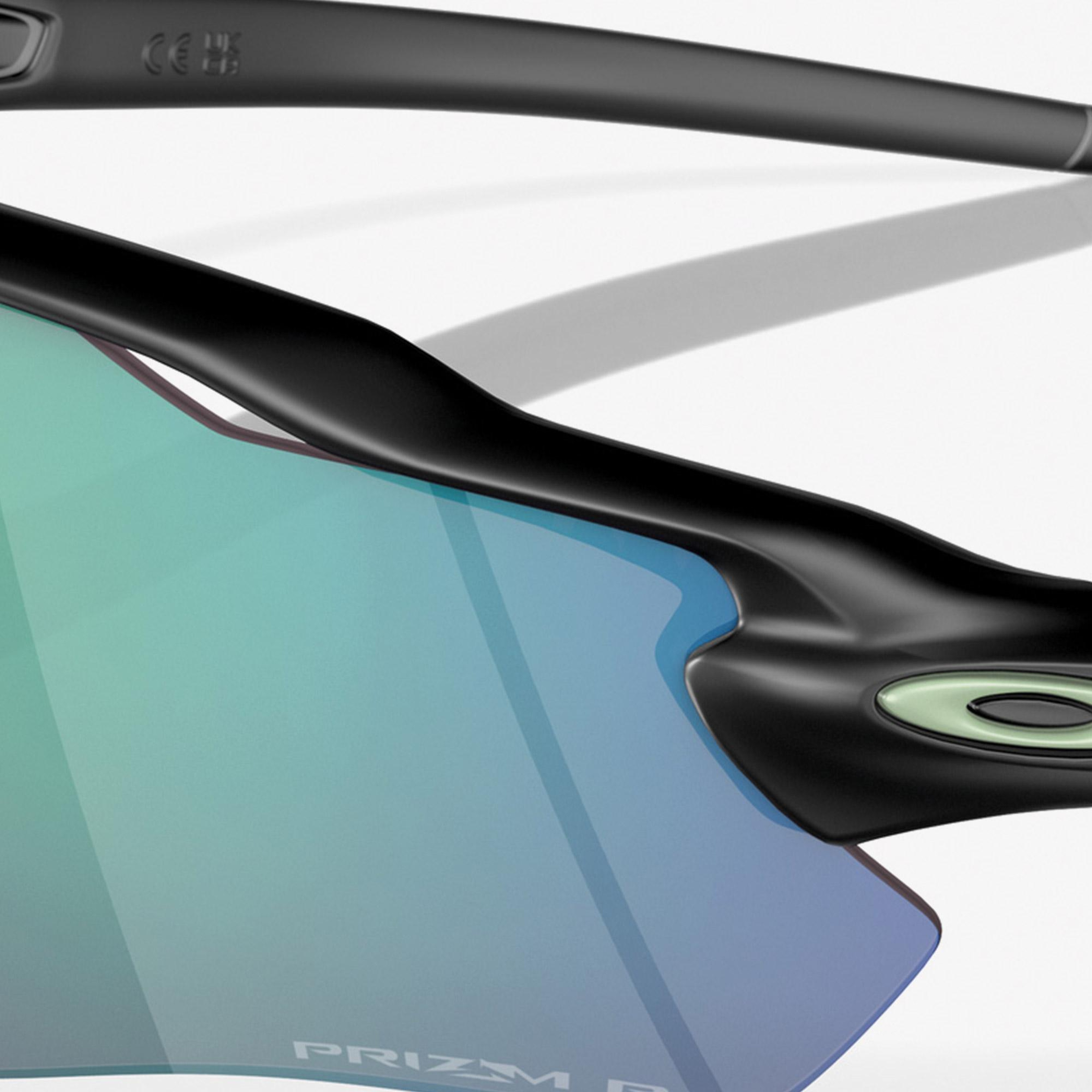 OAKLEY 0OO9208 Injected Erkek Siyah Güneş Gözlüğü