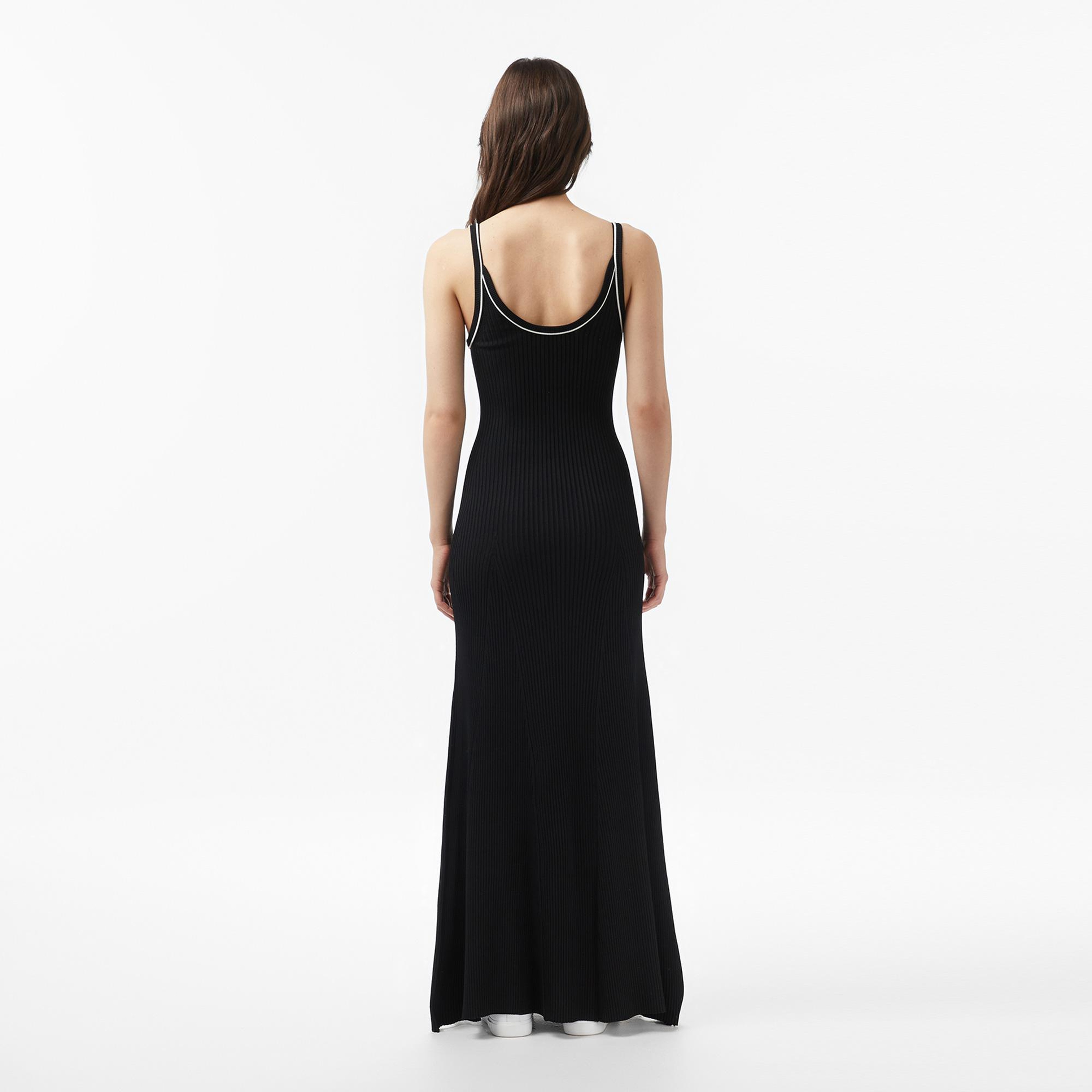 Kadın Flare Fit Kolsuz Siyah Elbise