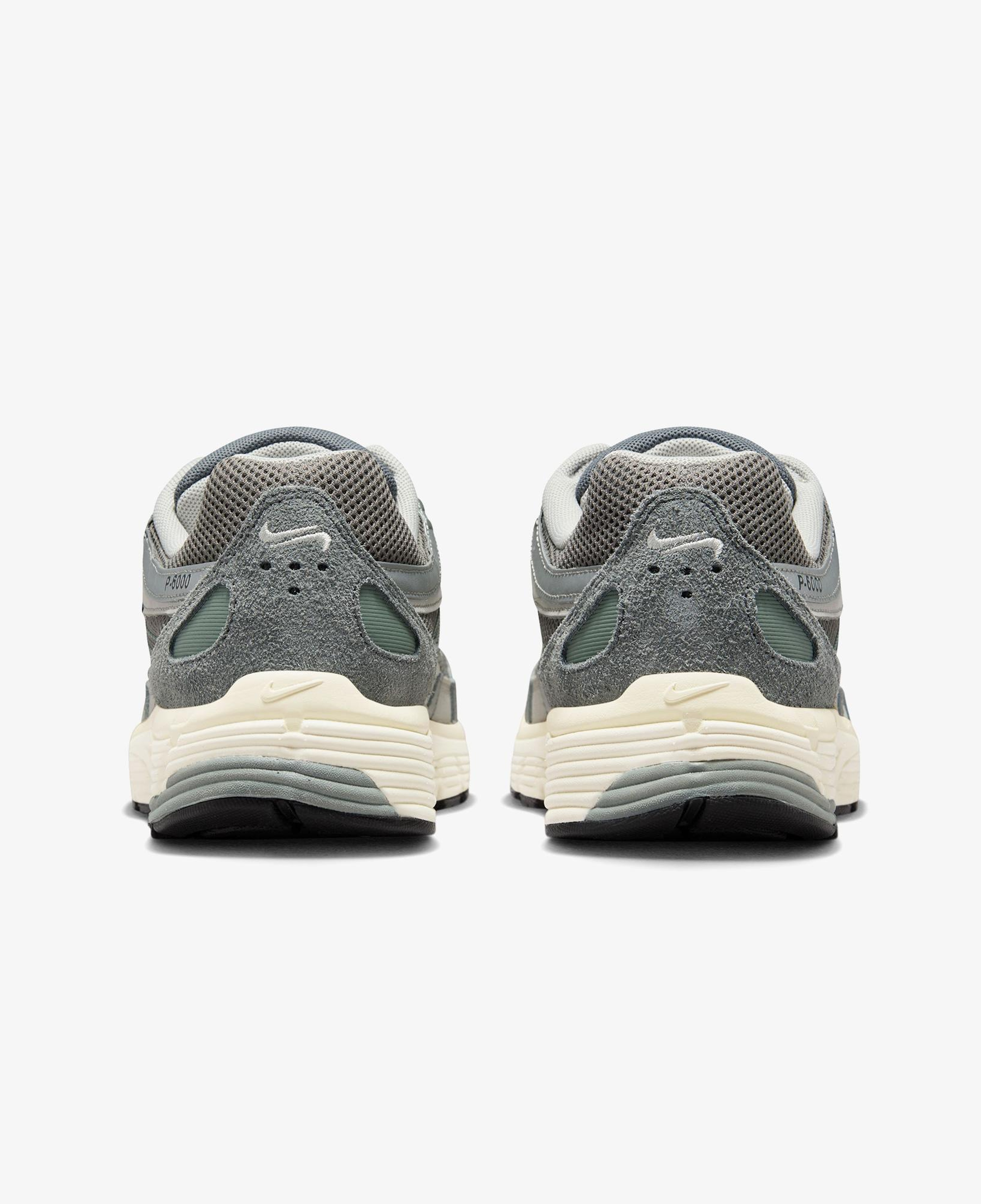 Nike P-6000 Erkek Gri Spor Ayakkabı