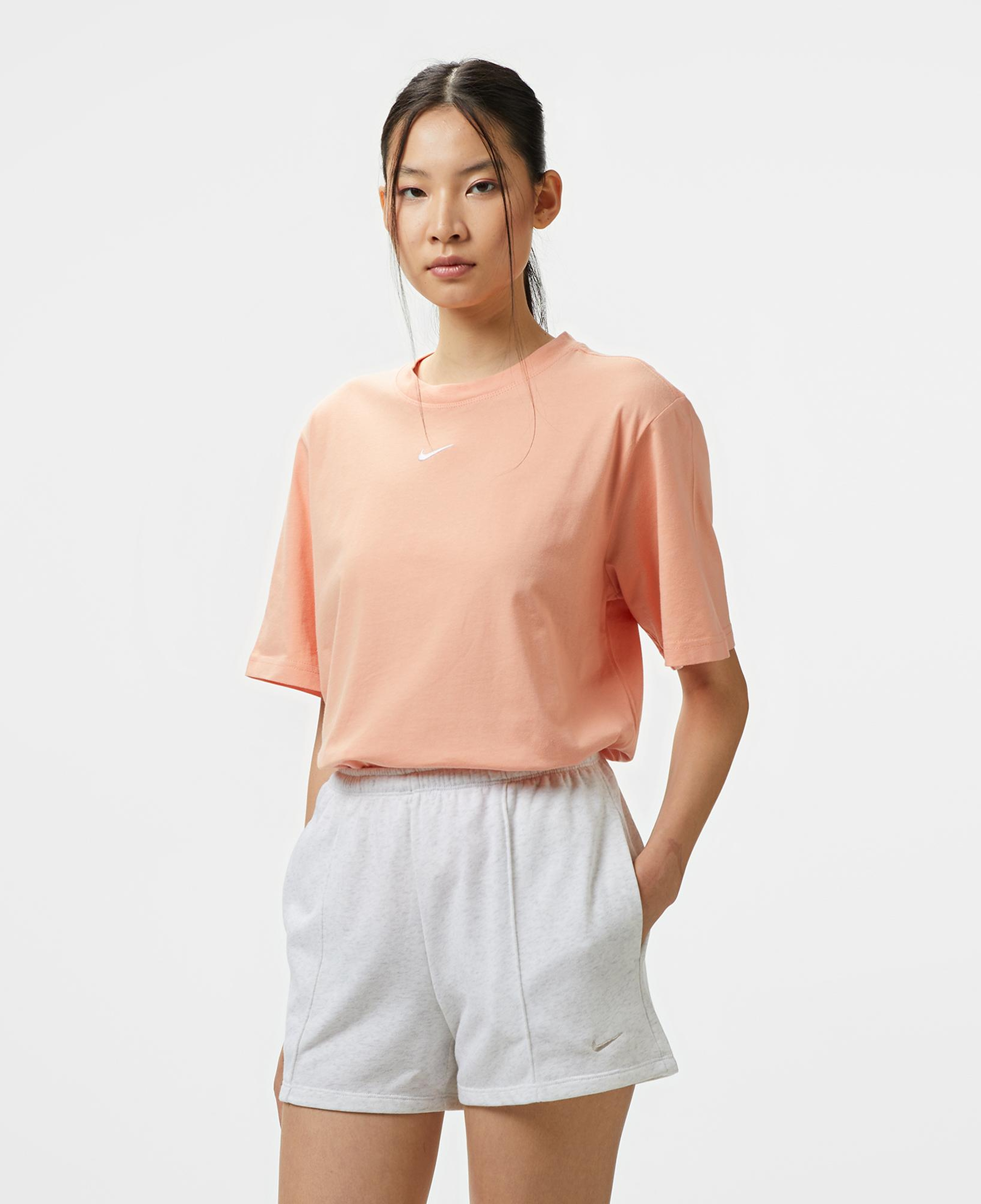 Nike Sportswear Essentials Kadın Turuncu T-Shirt