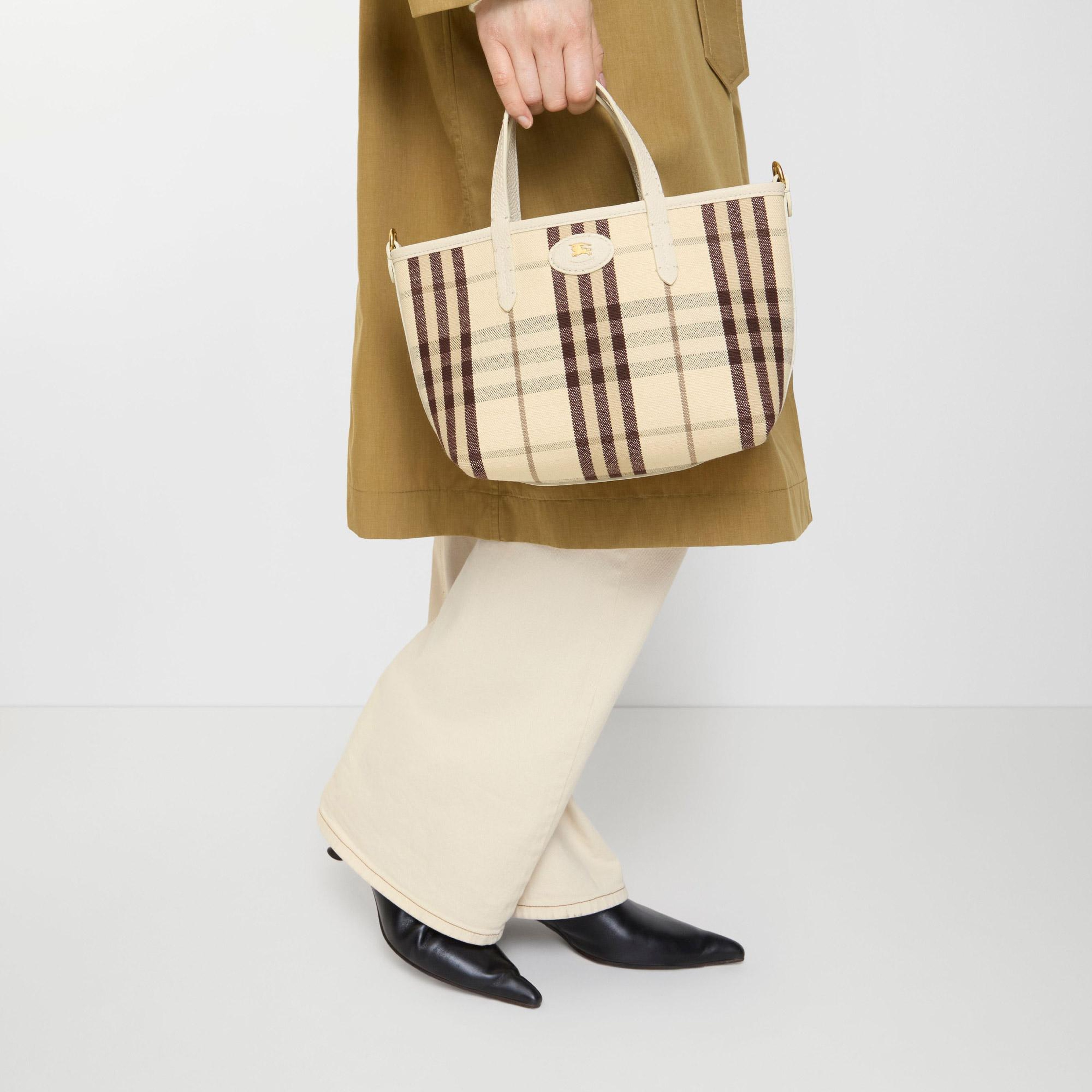 Burberry Reversıble Tote Kadın Bej El Çantası