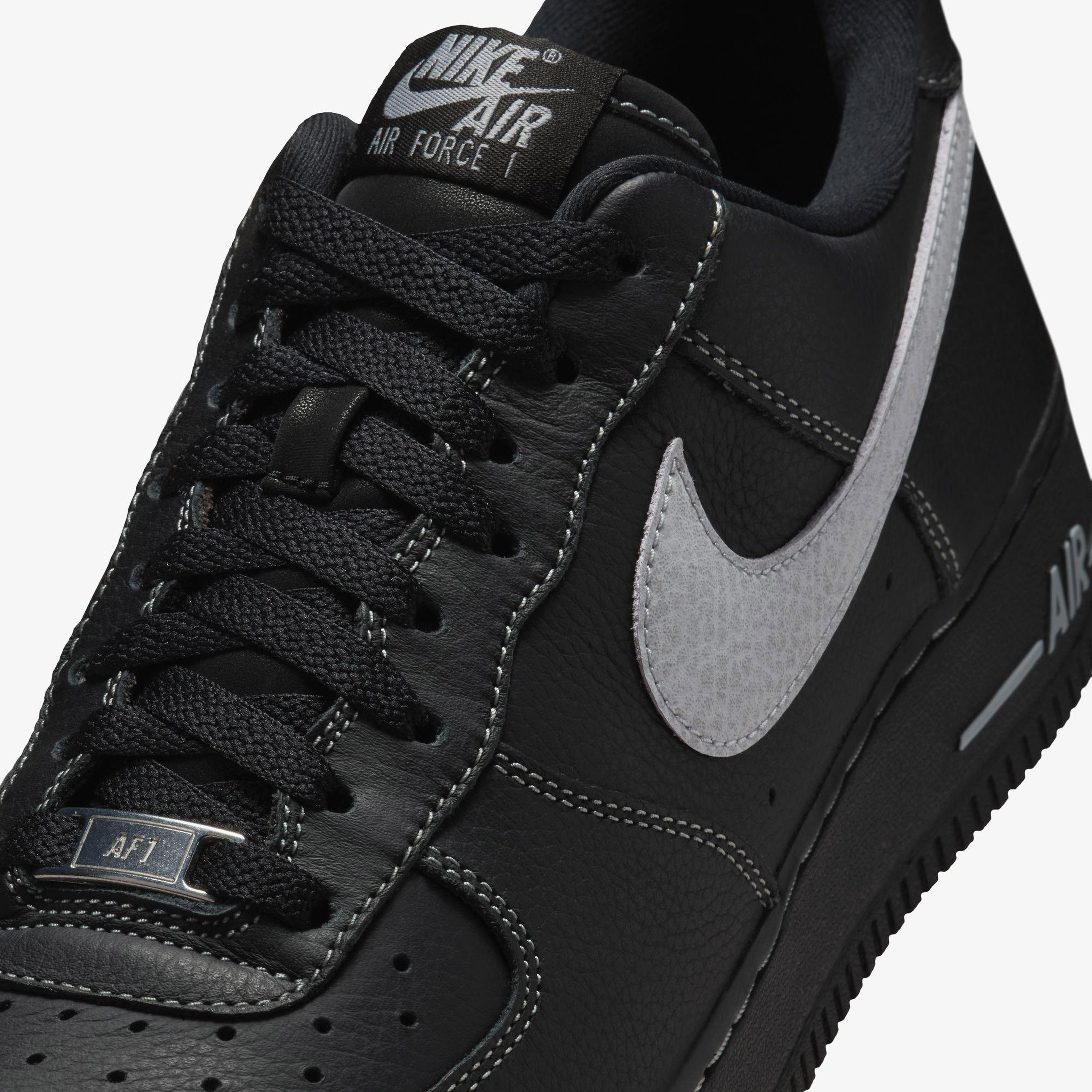 Nike Air Force 1 '07 LV8 Erkek Siyah Spor Ayakkabı