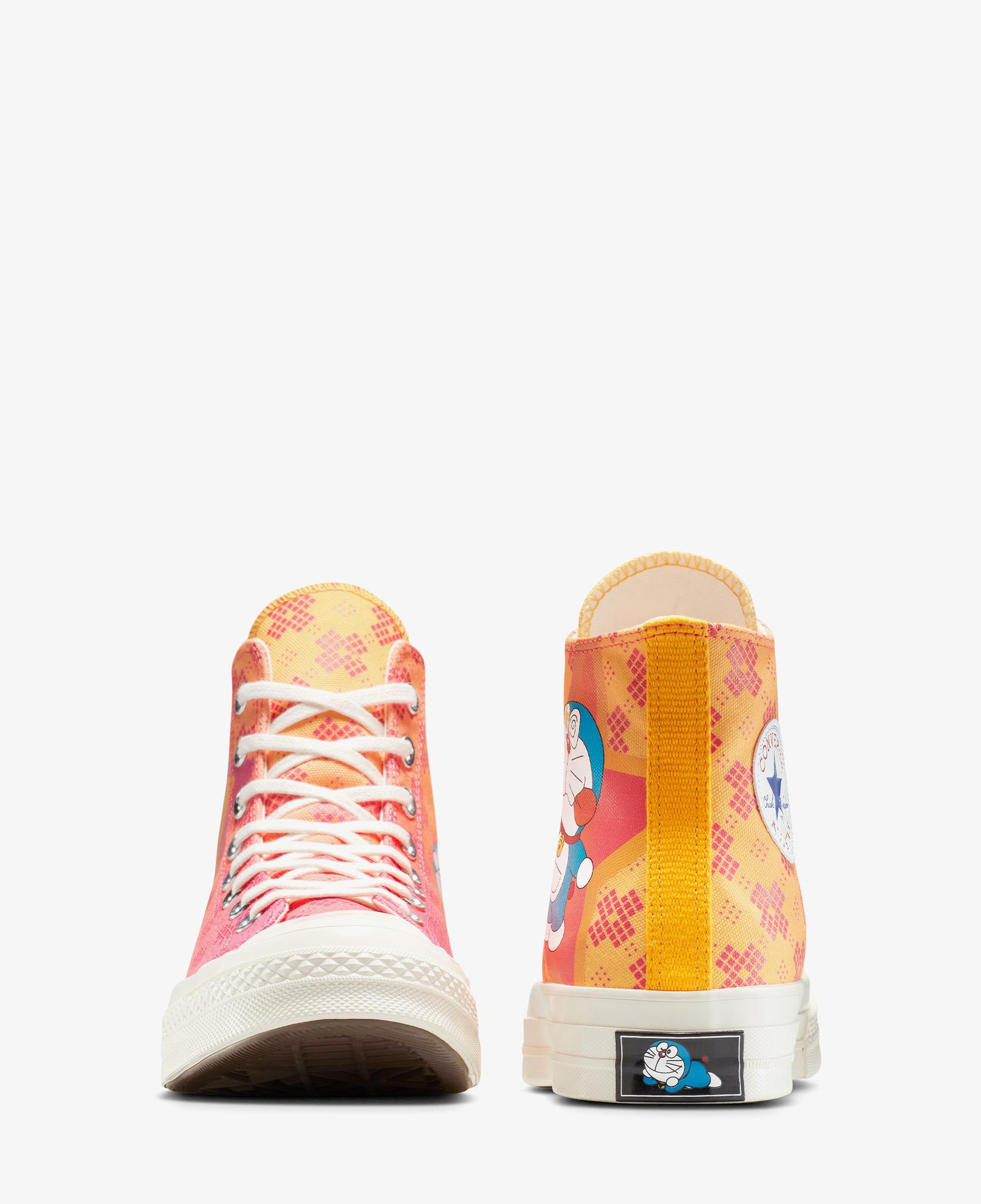 Converse x Doraemon Unisex Sarı Chuck 70 Sneaker