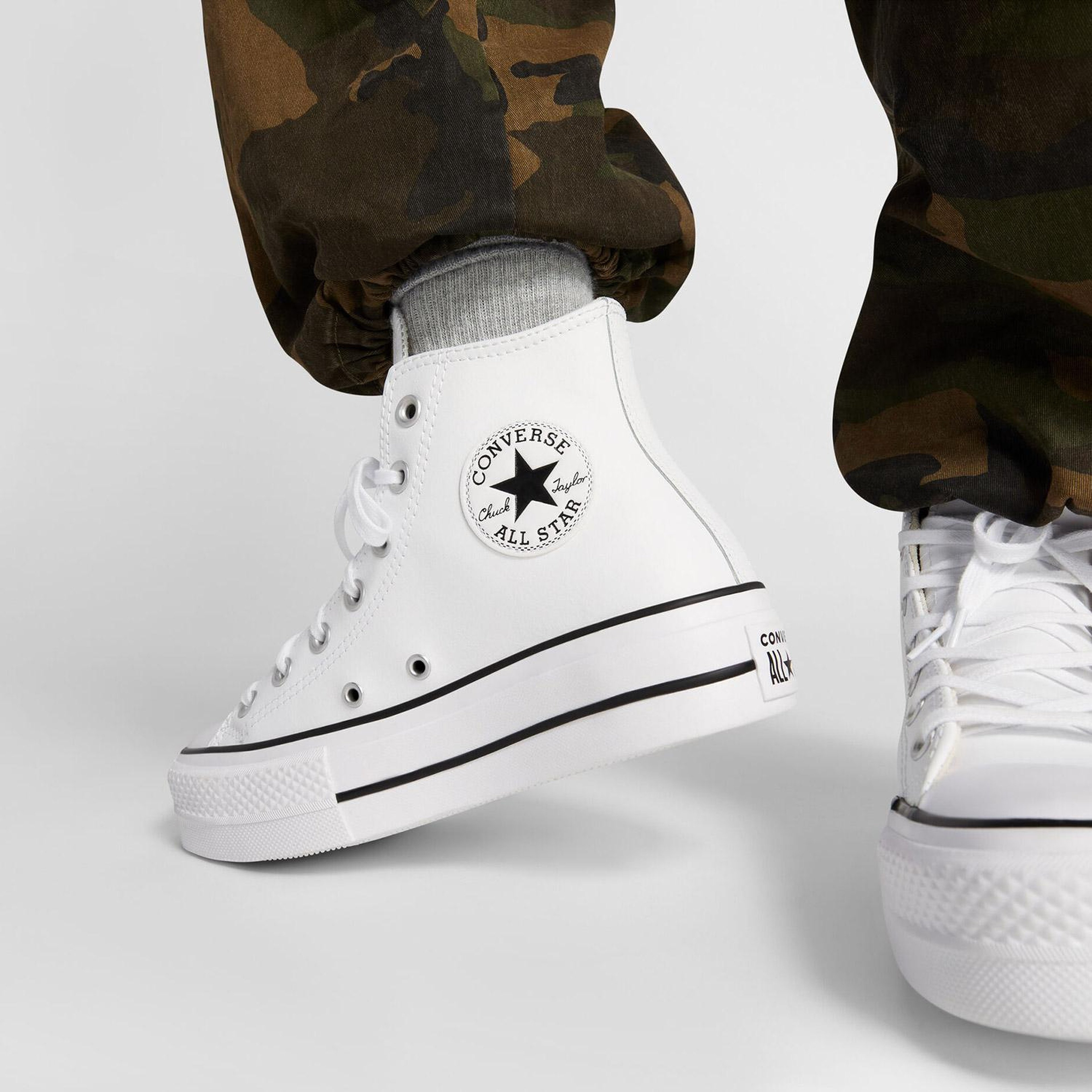 Converse Chuck Taylor All Star Kadın Beyaz Deri Sneaker