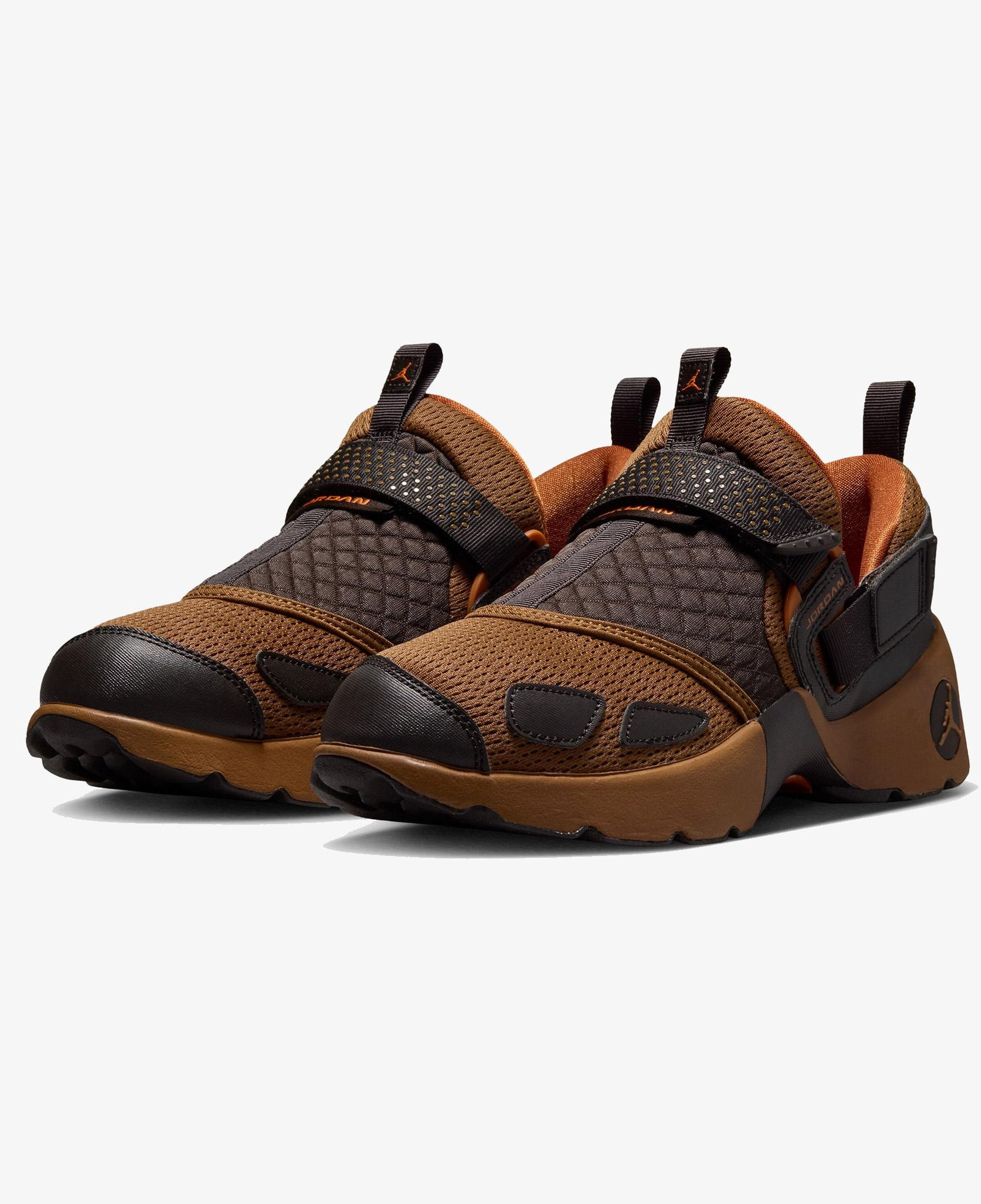 Jordan Trunner LX Kadın Kahverengi Spor Ayakkabı
