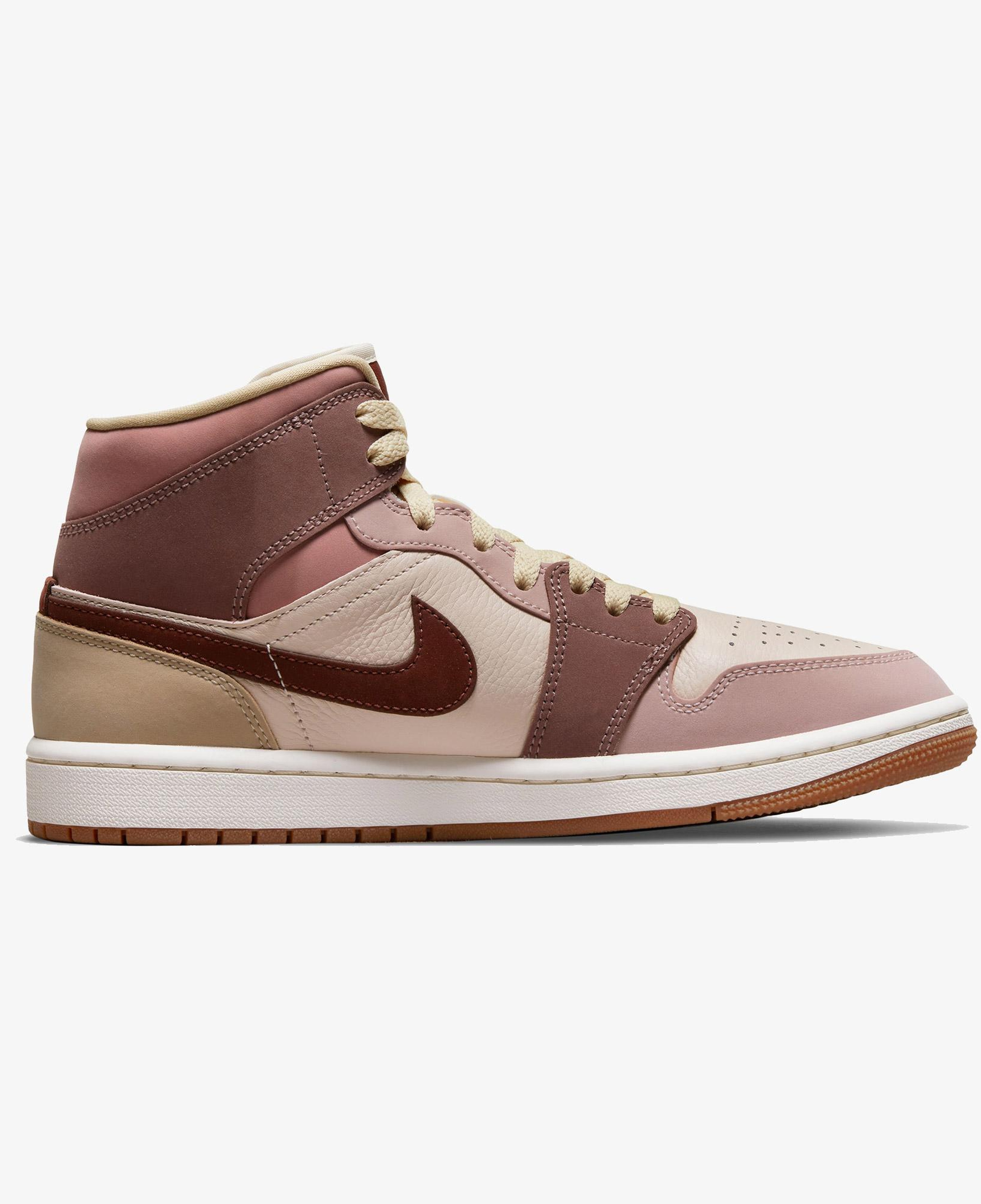 Jordan Air 1 Mid SE Kadın Bej Spor Ayakkabı
