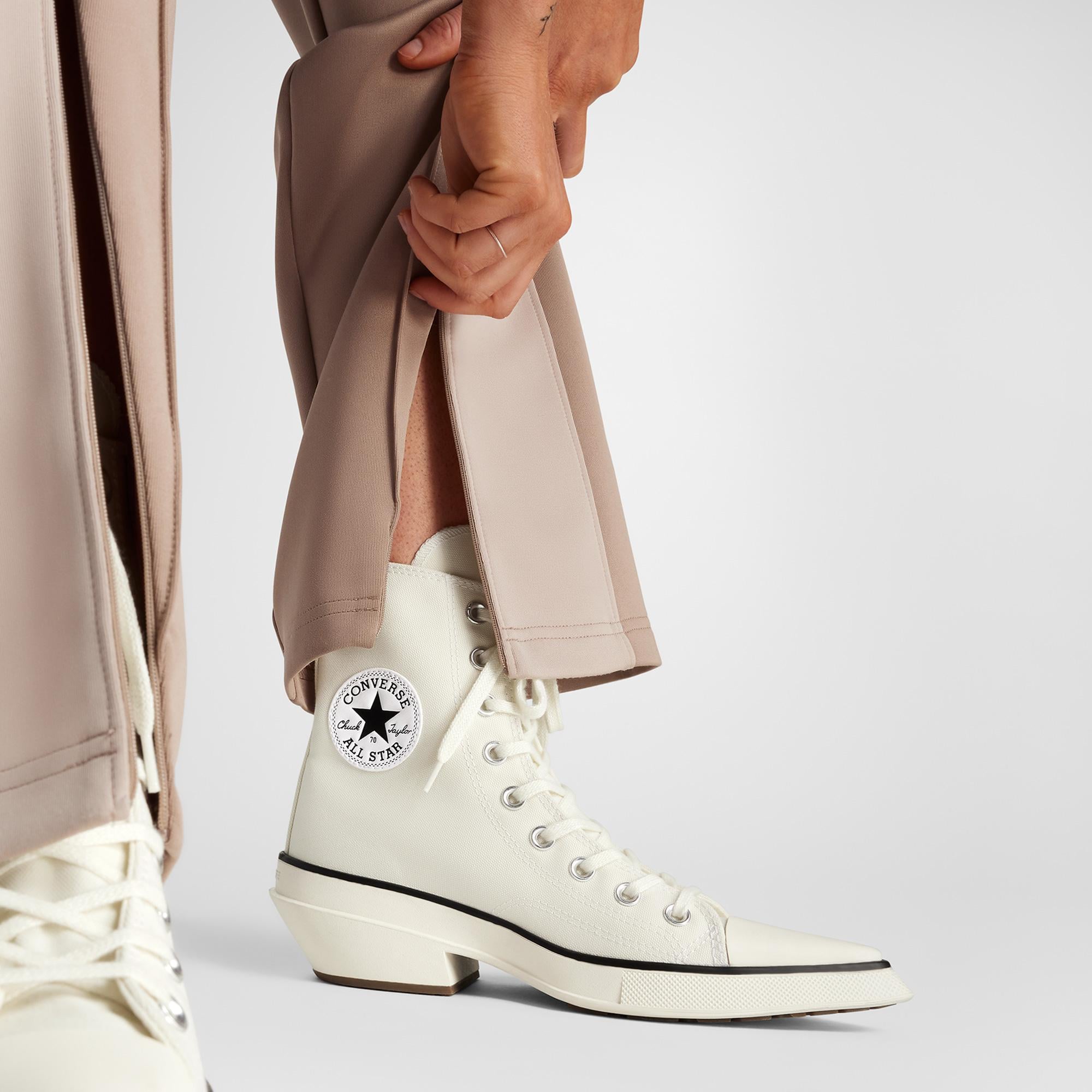 Converse Chuck 70 De Luxe Pointed Kadın Krem Bot