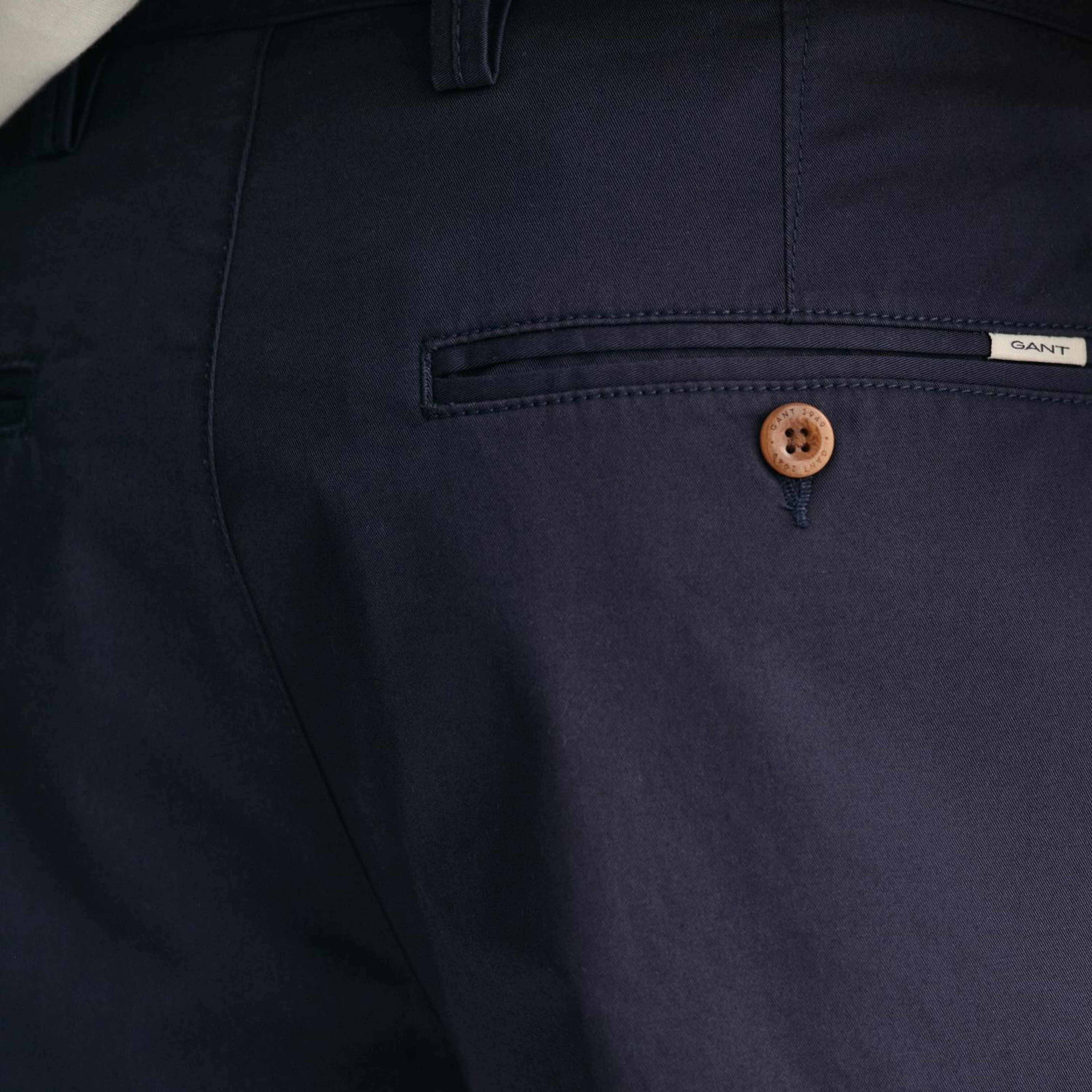 Gant Erkek Lacivert Relaxed Fit Keten Şort