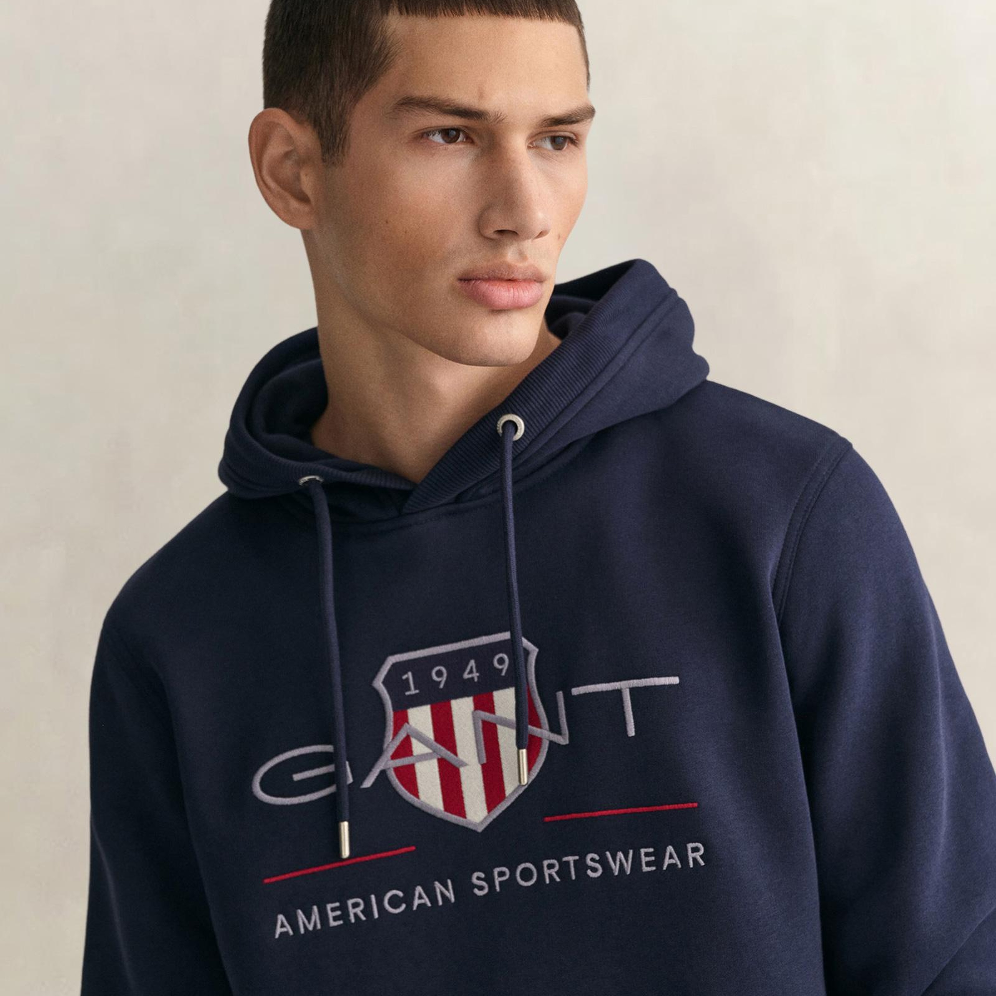 GANT Erkek Lacivert Regular Fit Kapüşonlu Logolu Sweatshirt