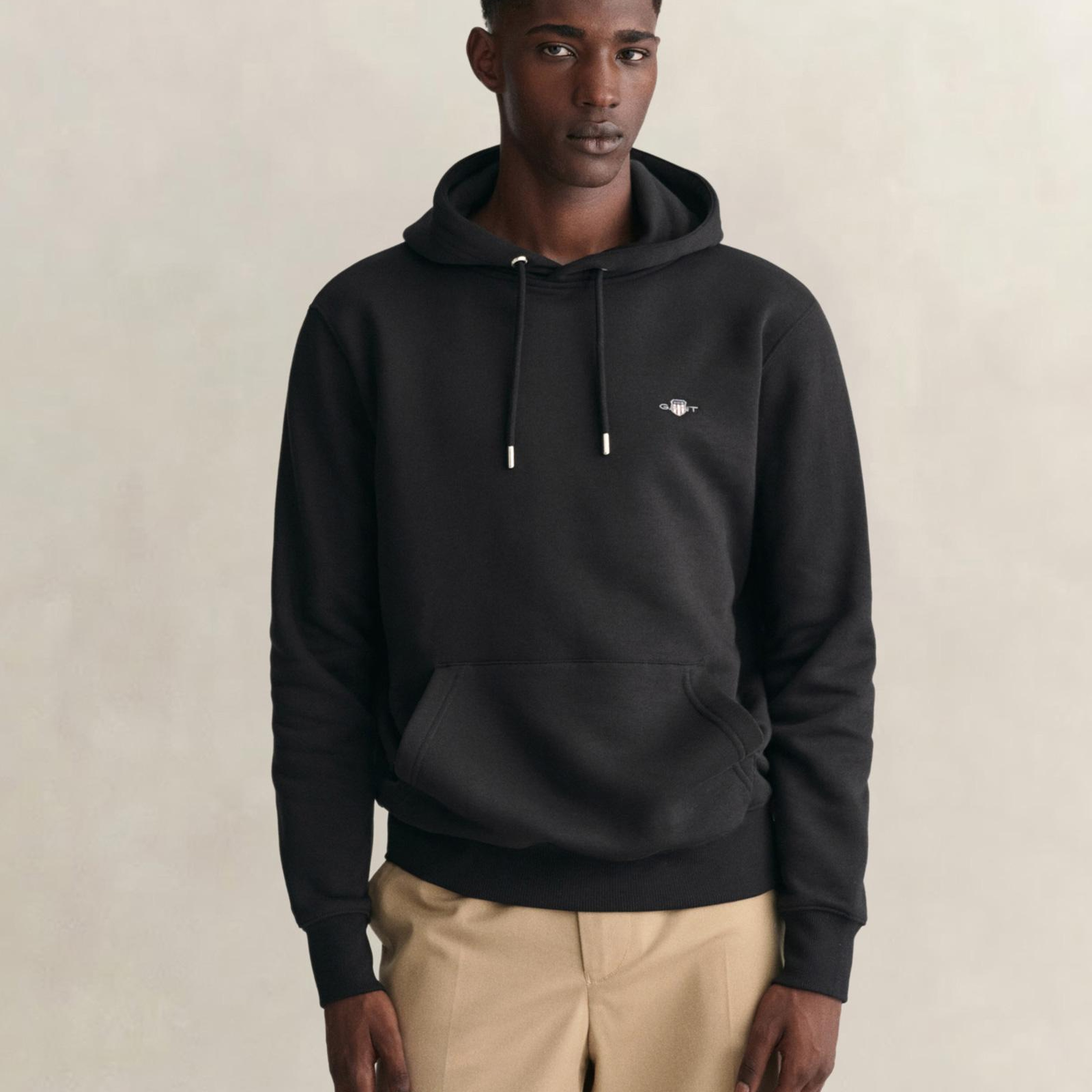 GANT Erkek Siyah Regular Fit Kapüşonlu Sweatshirt