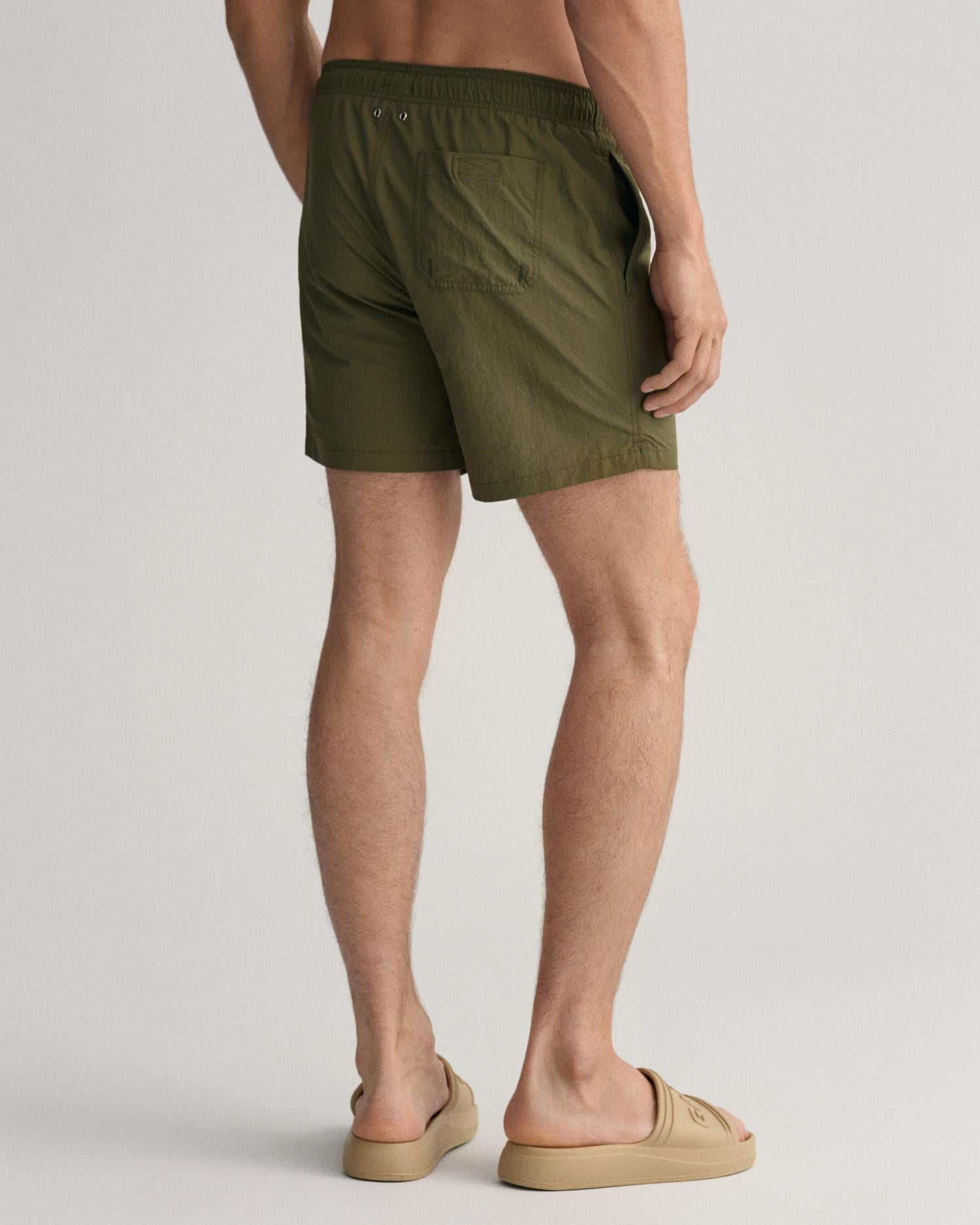 GANT Erkek Yeşil Classic Fit Deniz Şortu