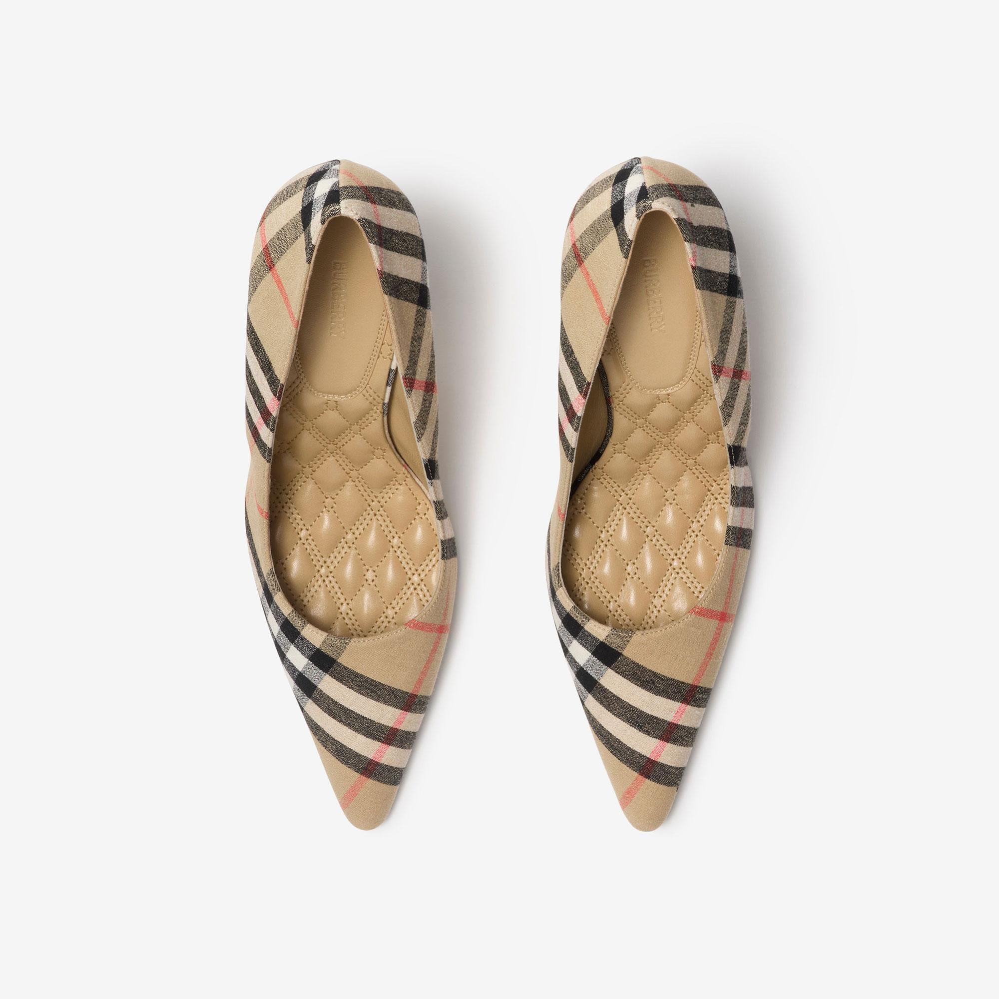 Burberry Dame Pump 90 Check Kadın Bej Keten Topuklu Ayakkabı