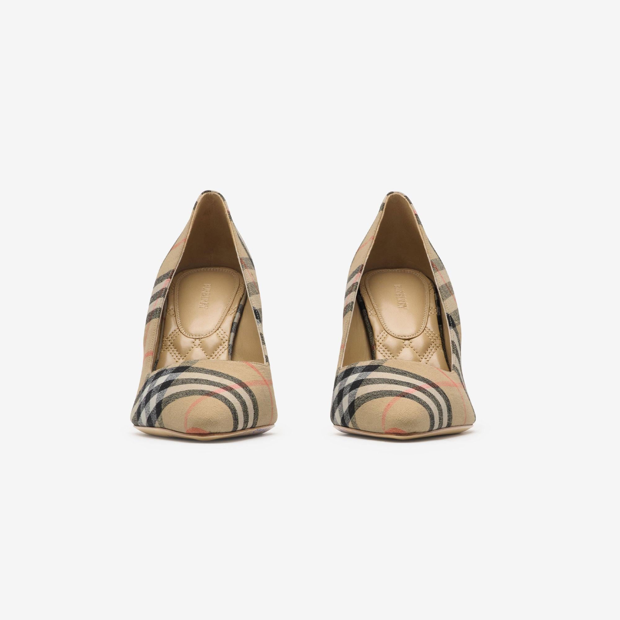 Burberry Dame Pump 90 Check Kadın Bej Keten Topuklu Ayakkabı