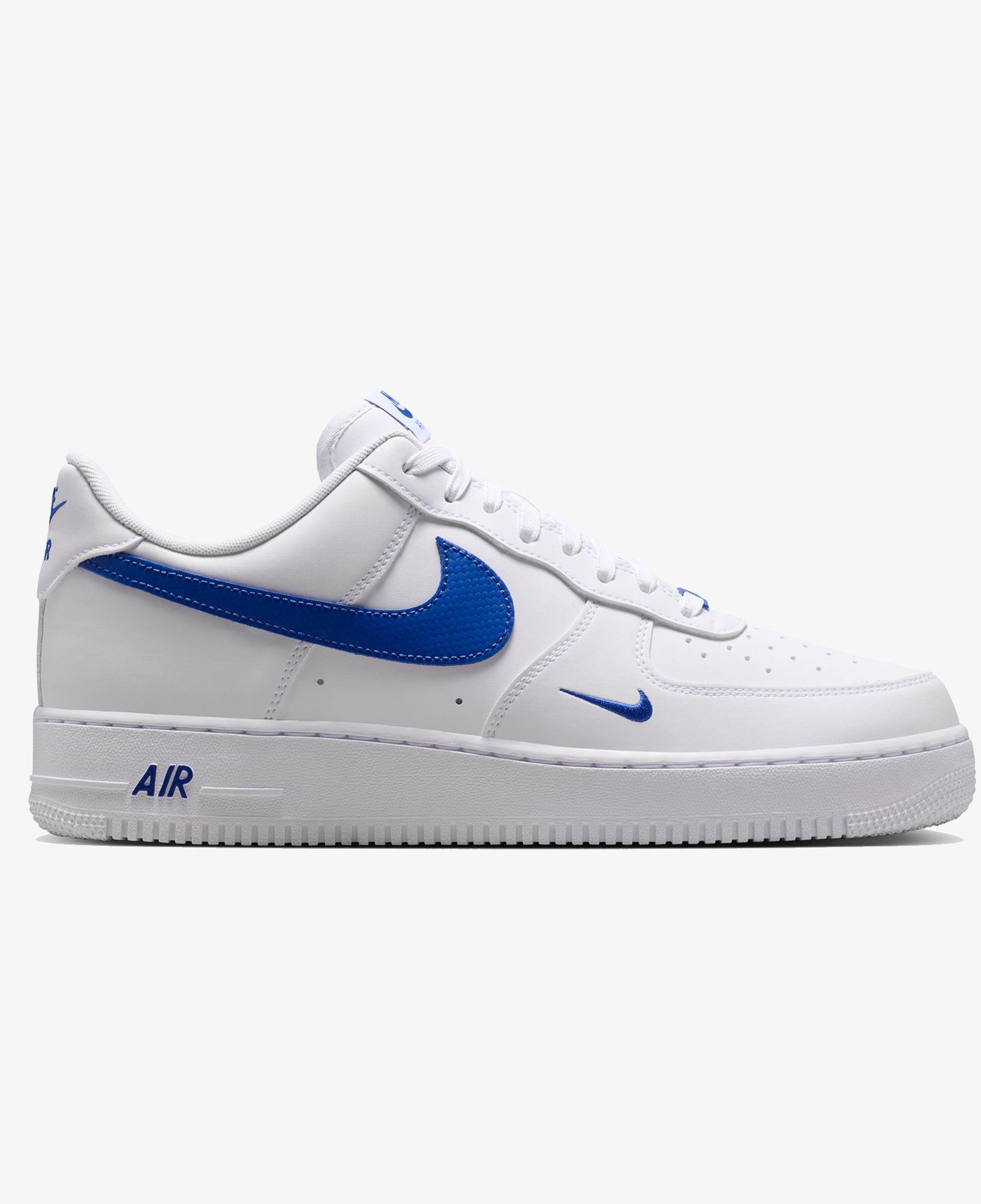 Nike Air Force 1 '07 Erkek Beyaz Spor Ayakkabı