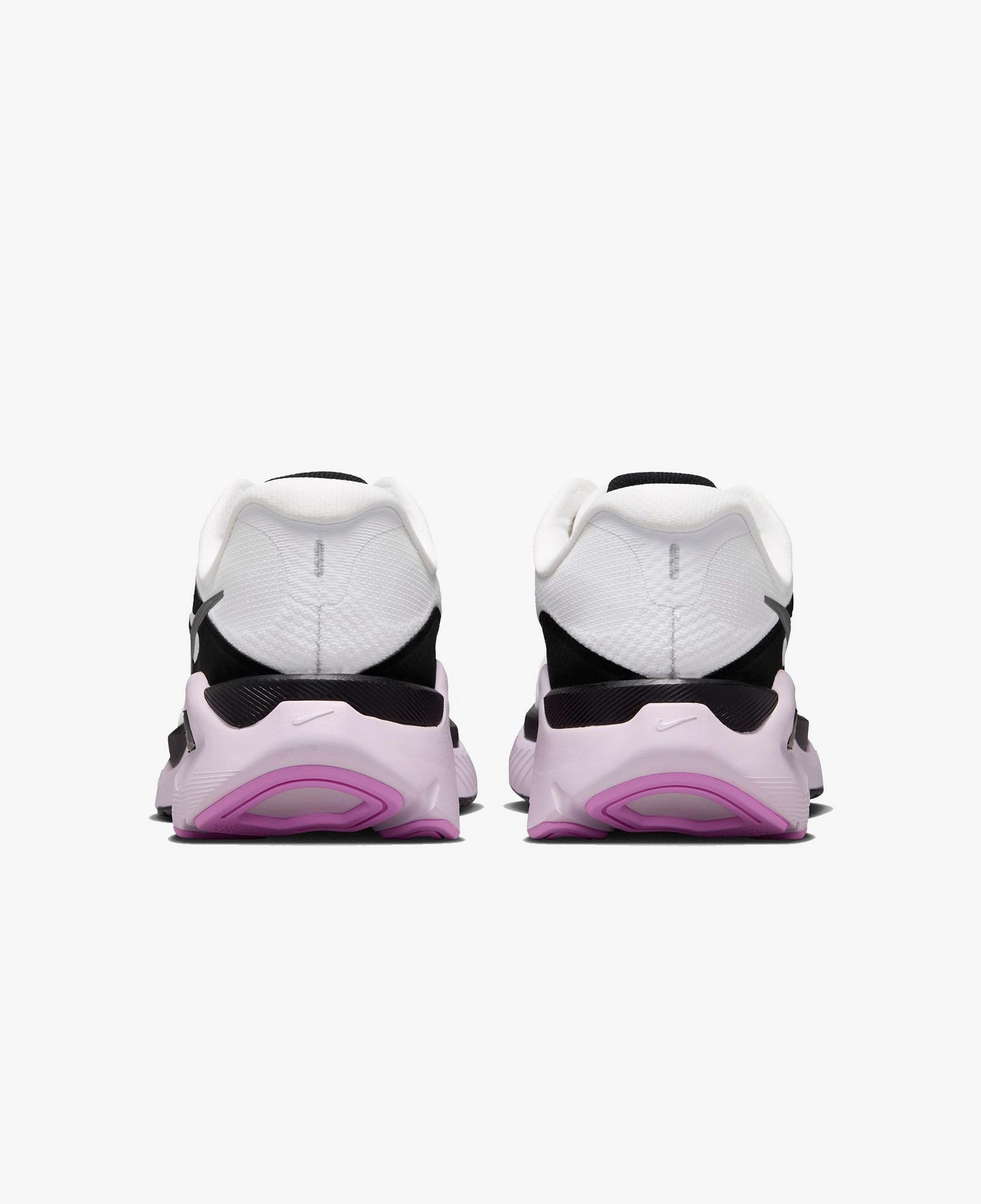 Nike Structure Plus Kadın Beyaz Koşu Ayakkabısı