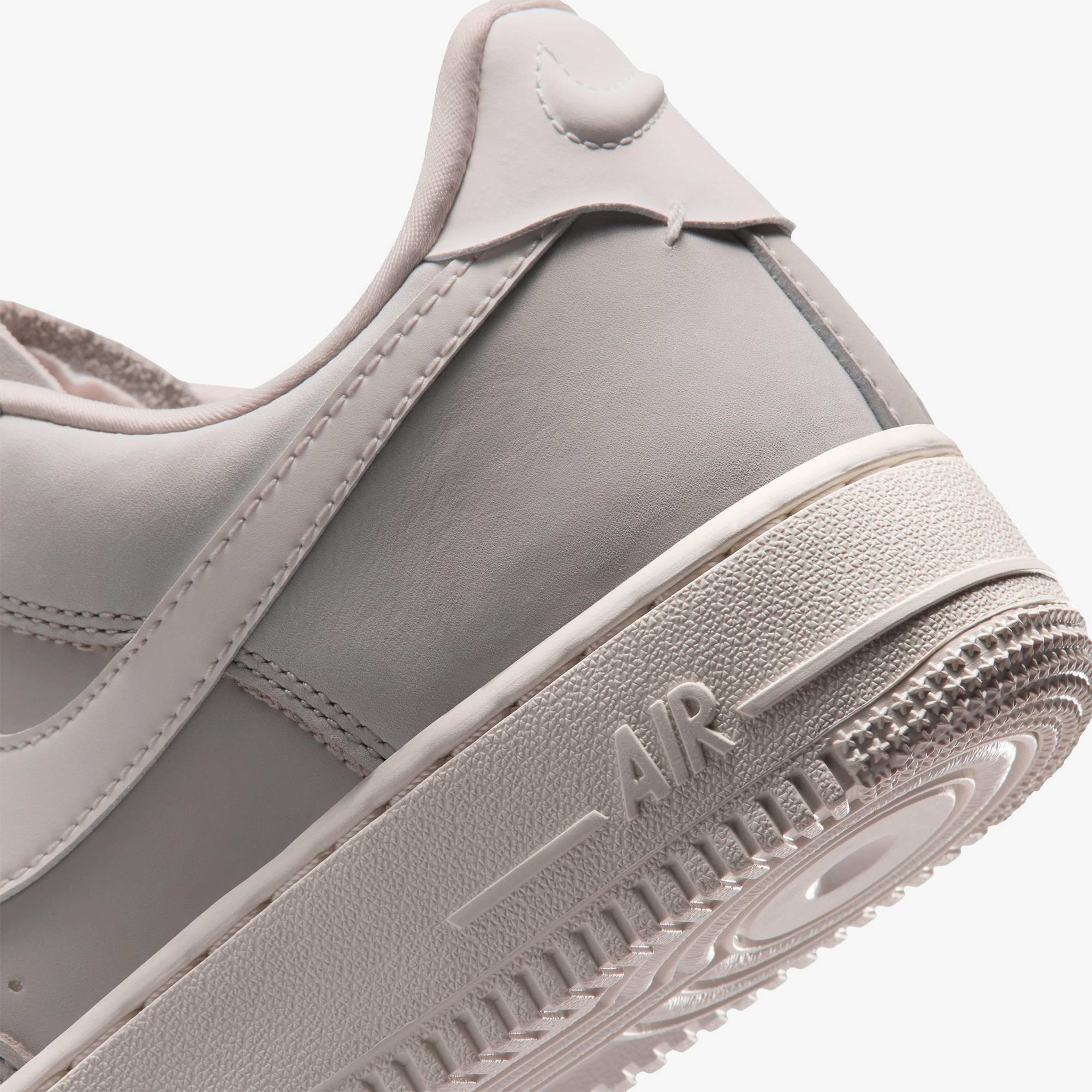 Nike Air Force 1 Retro Premium Kadın Krem Rengi Spor Ayakkabı