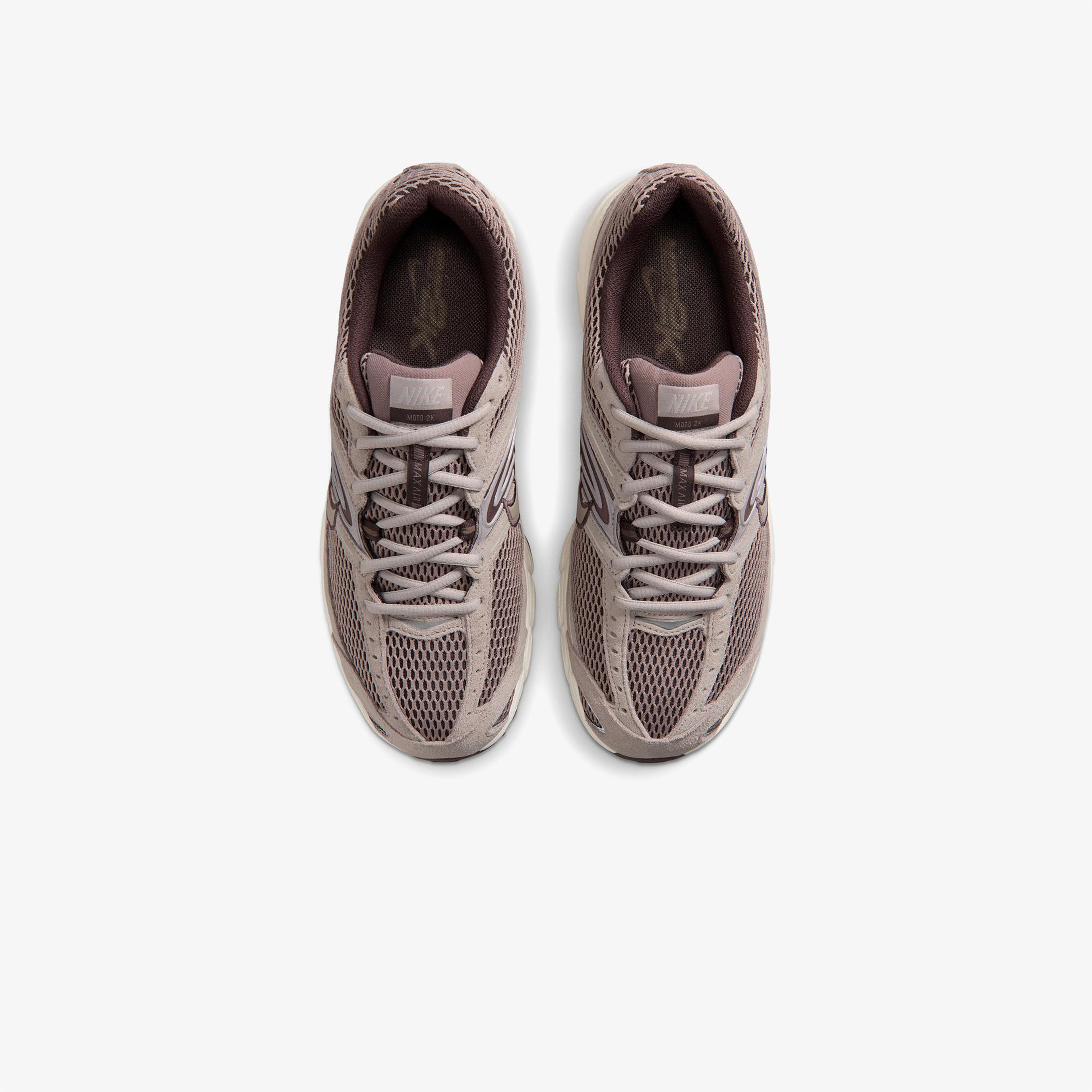 Nike Air Max Moto 2K Erkek Kahverengi Spor Ayakkabı