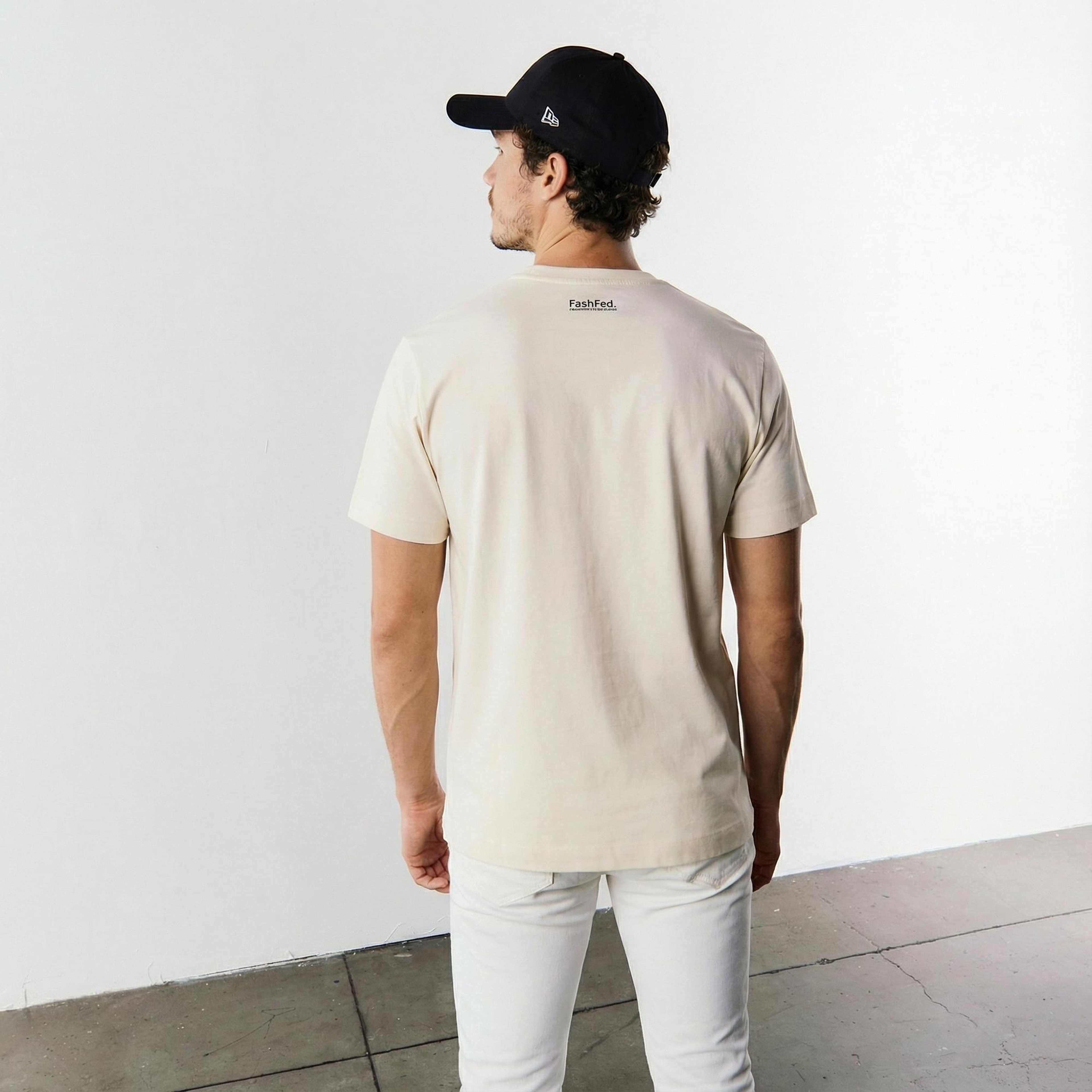 FashFed Unisex Bej T-Shirt
