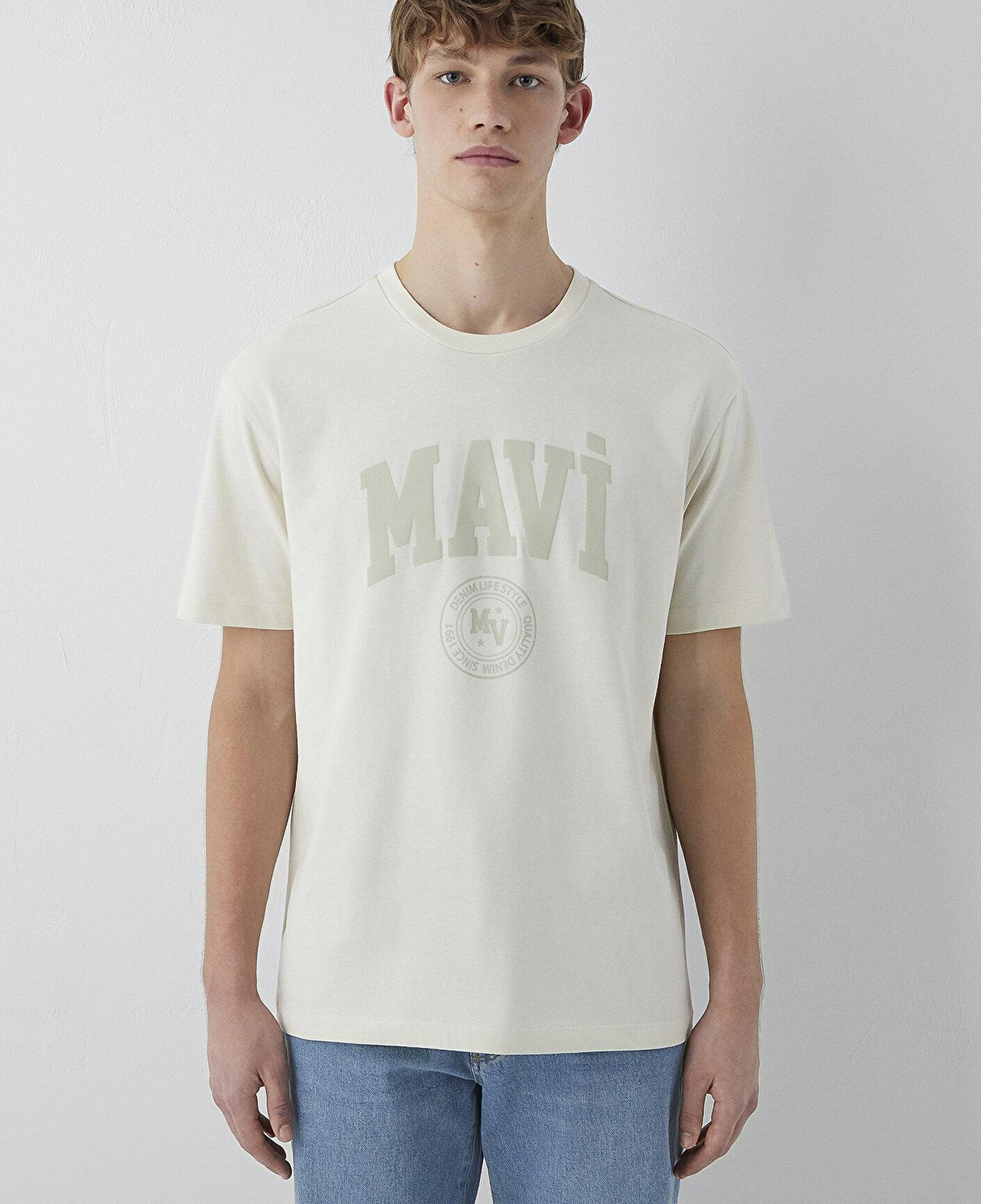 Mavi Mavi Logo Baskılı Bej Tişört Loose Fit / Bol Rahat Kesim 0612897-70134