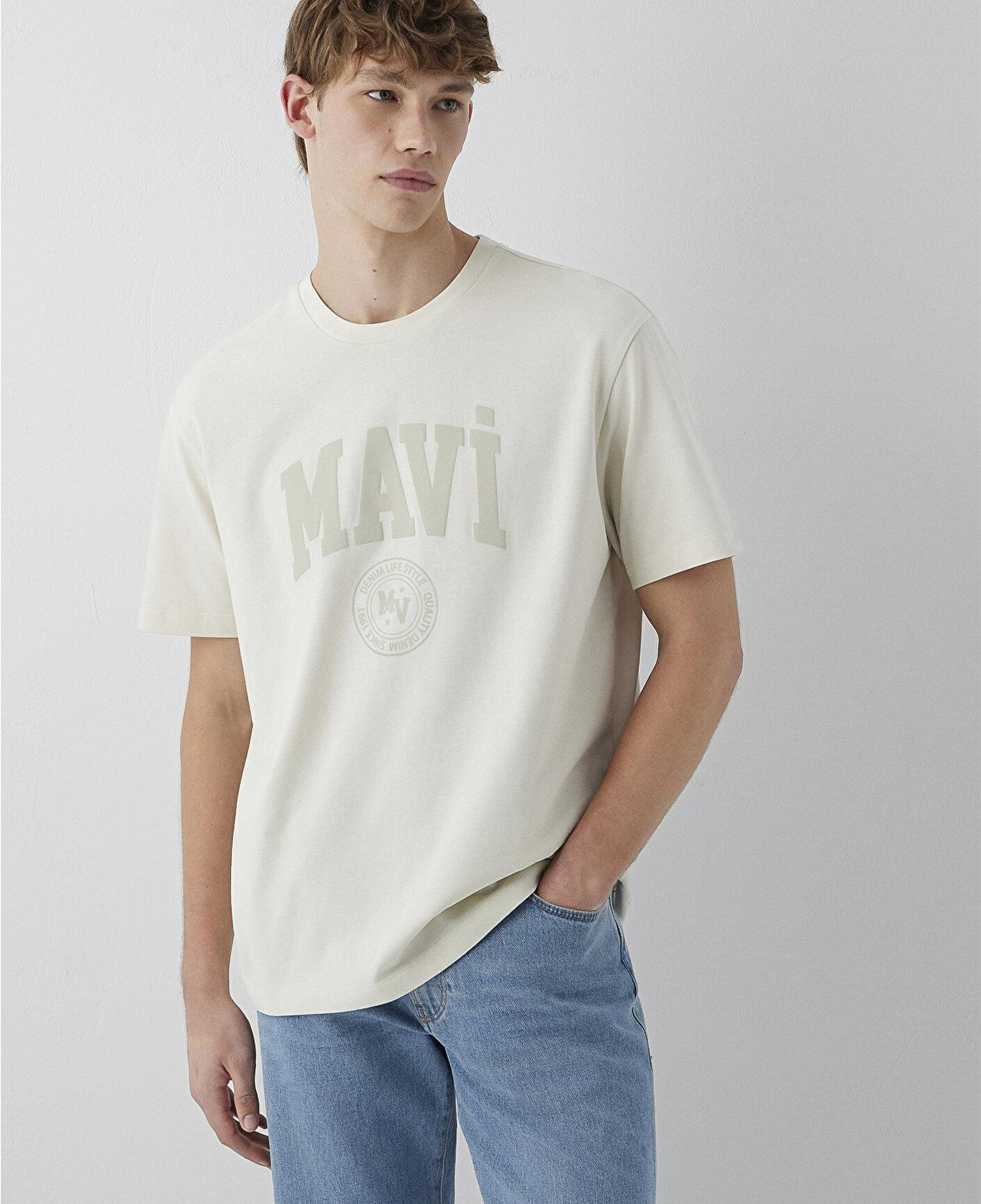 Mavi Mavi Logo Baskılı Bej Tişört Loose Fit / Bol Rahat Kesim 0612897-70134