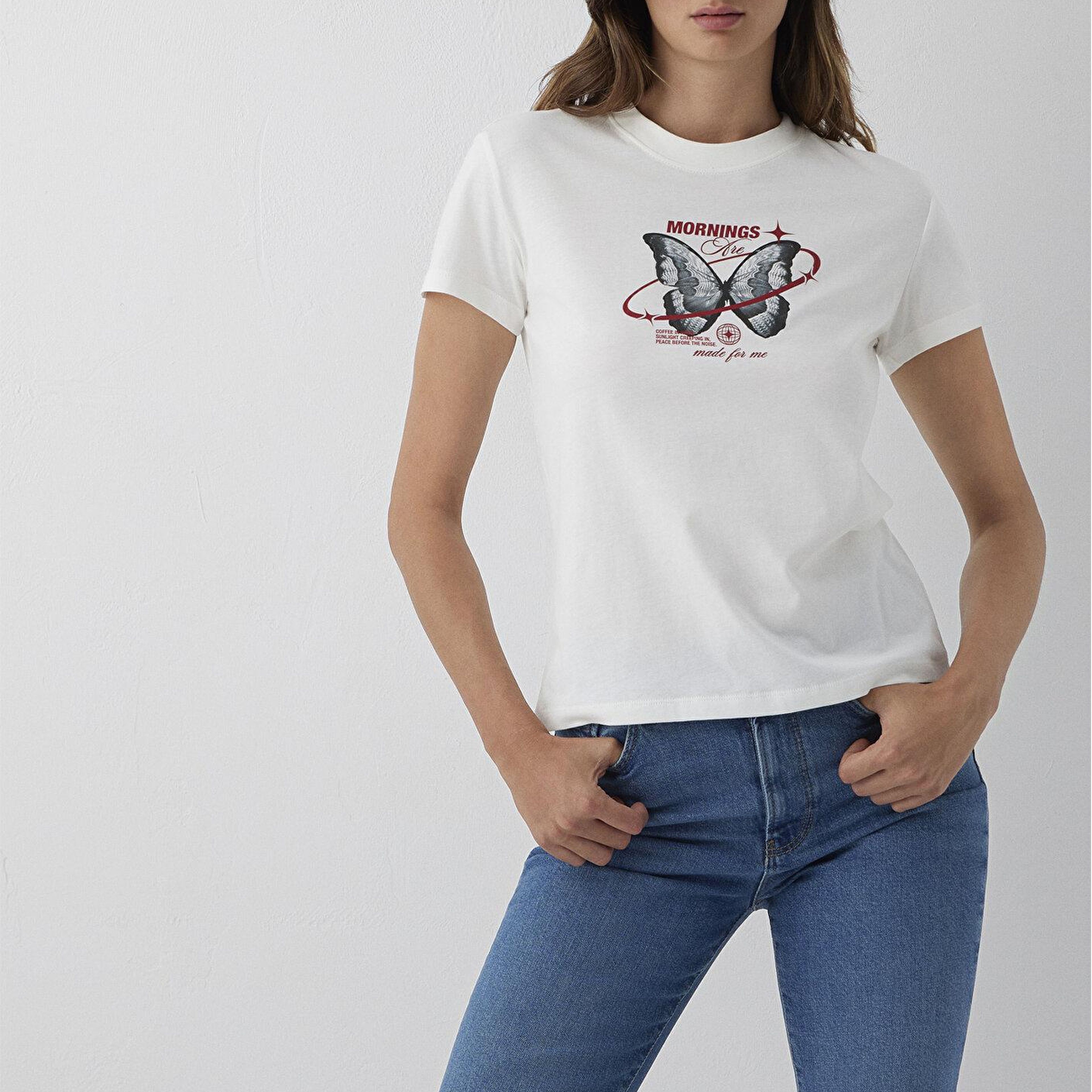 Mavi Kelebek Baskılı Ekru Tişört Semi Slim Fit / Yarı Dar Kesim 1614275-80194