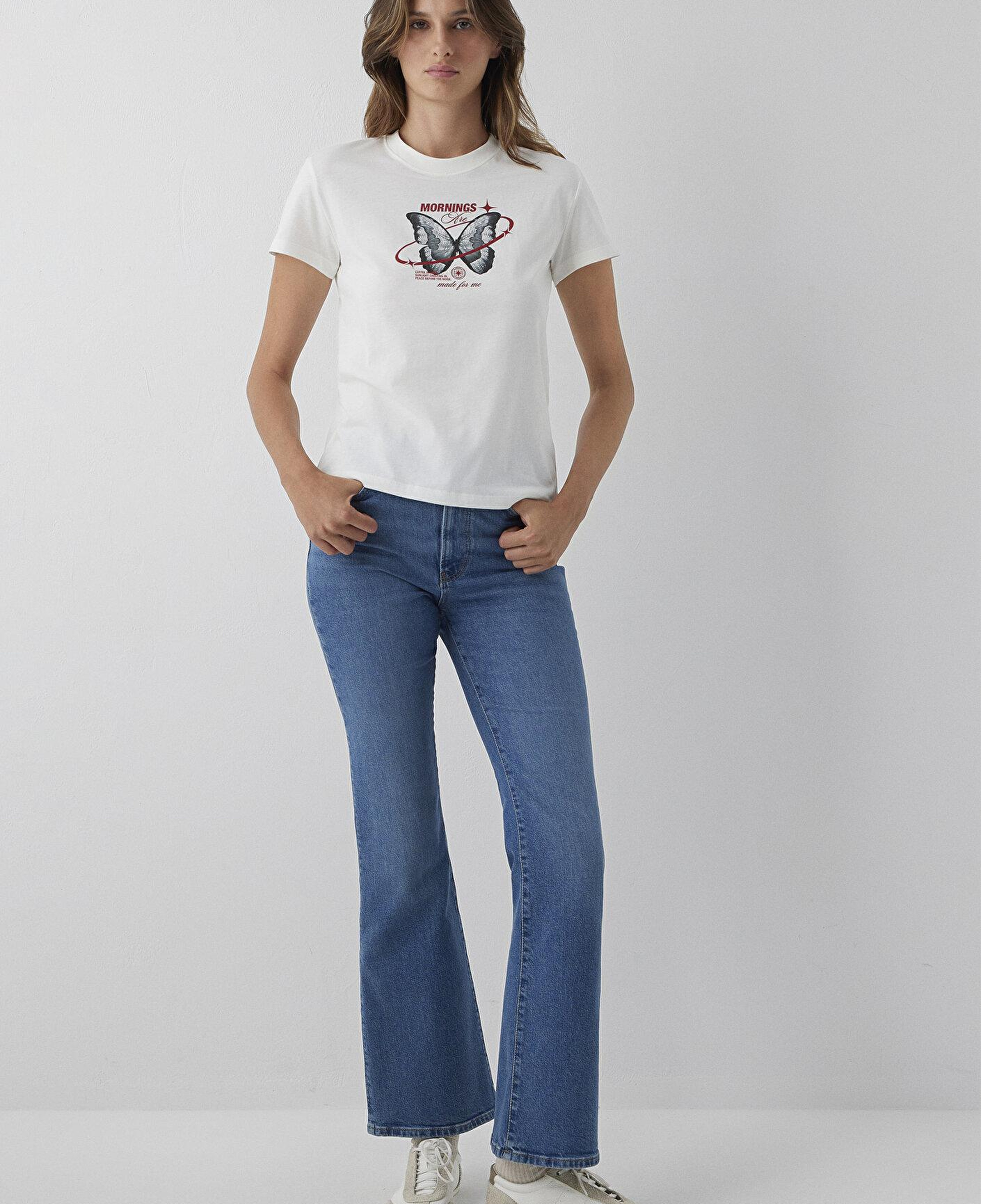 Mavi Kelebek Baskılı Ekru Tişört Semi Slim Fit / Yarı Dar Kesim 1614275-80194
