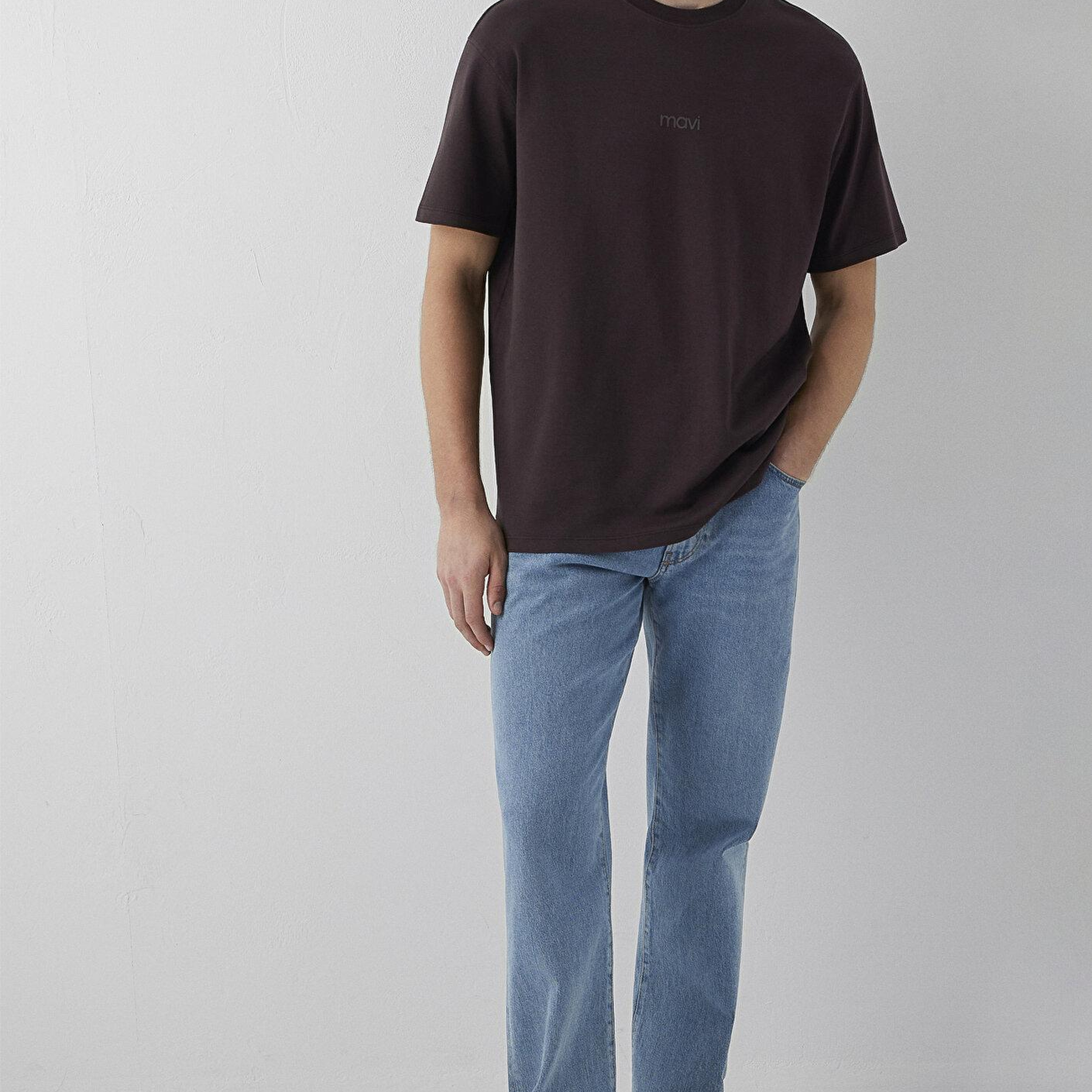 Mavi Mavi Logo Kahverengi Basic İnterlok Tişört Loose Fit / Bol Rahat Kesim 0613102-88083