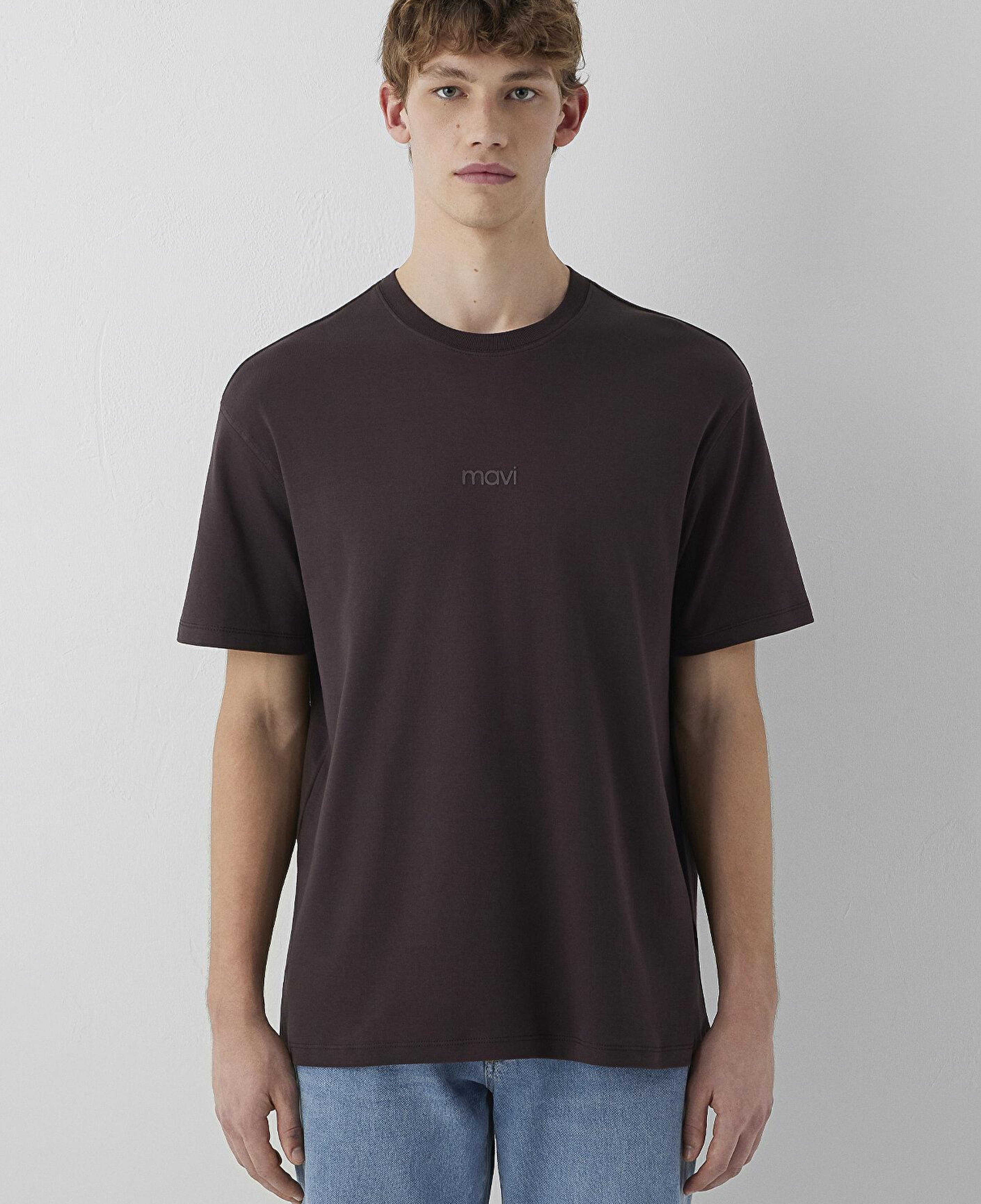Mavi Mavi Logo Kahverengi Basic İnterlok Tişört Loose Fit / Bol Rahat Kesim 0613102-88083
