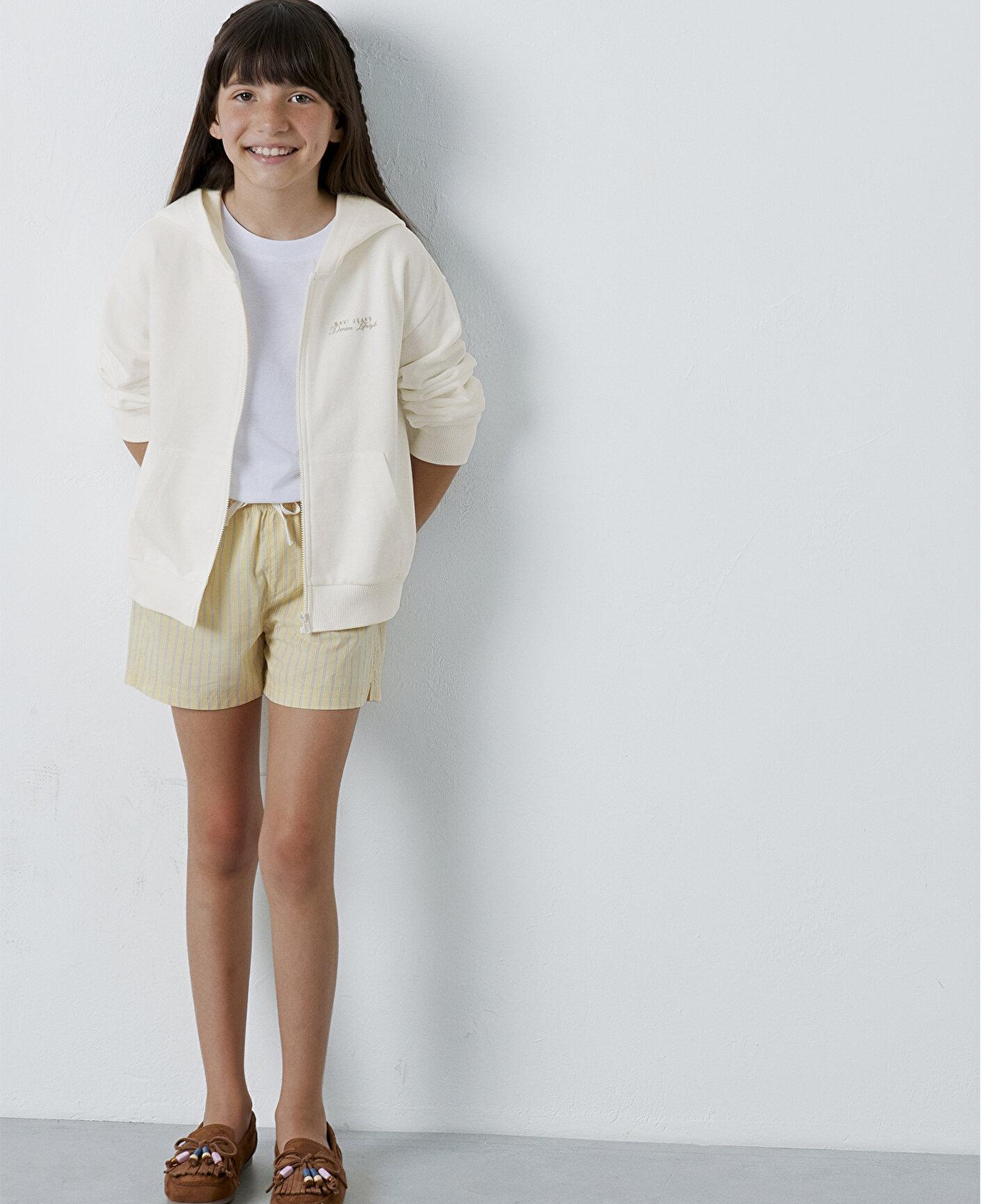 Mavi Kapüşonlu Ekru Sweatshirt 7S10227-70057