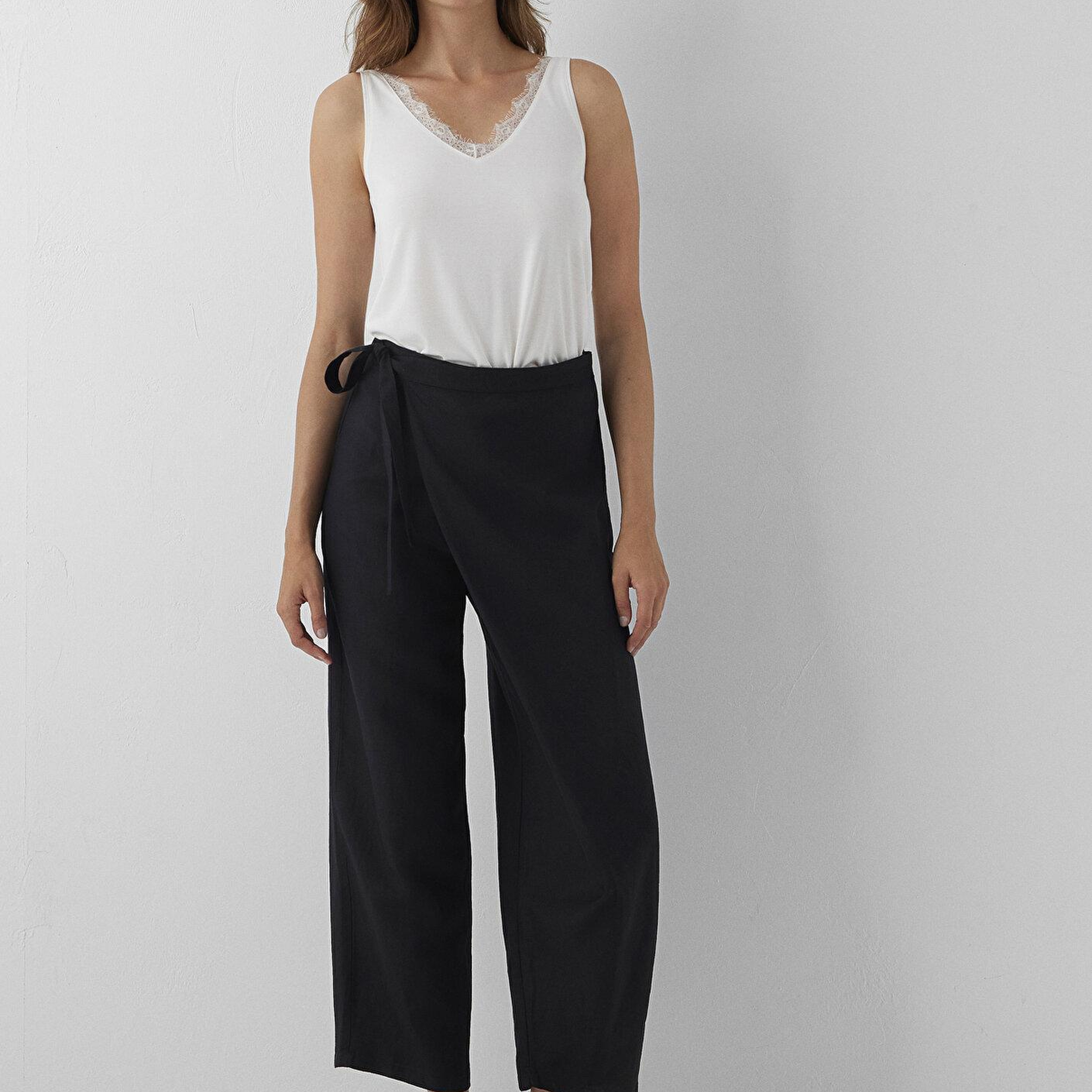 Mavi Siyah Pantolon 1022842-900
