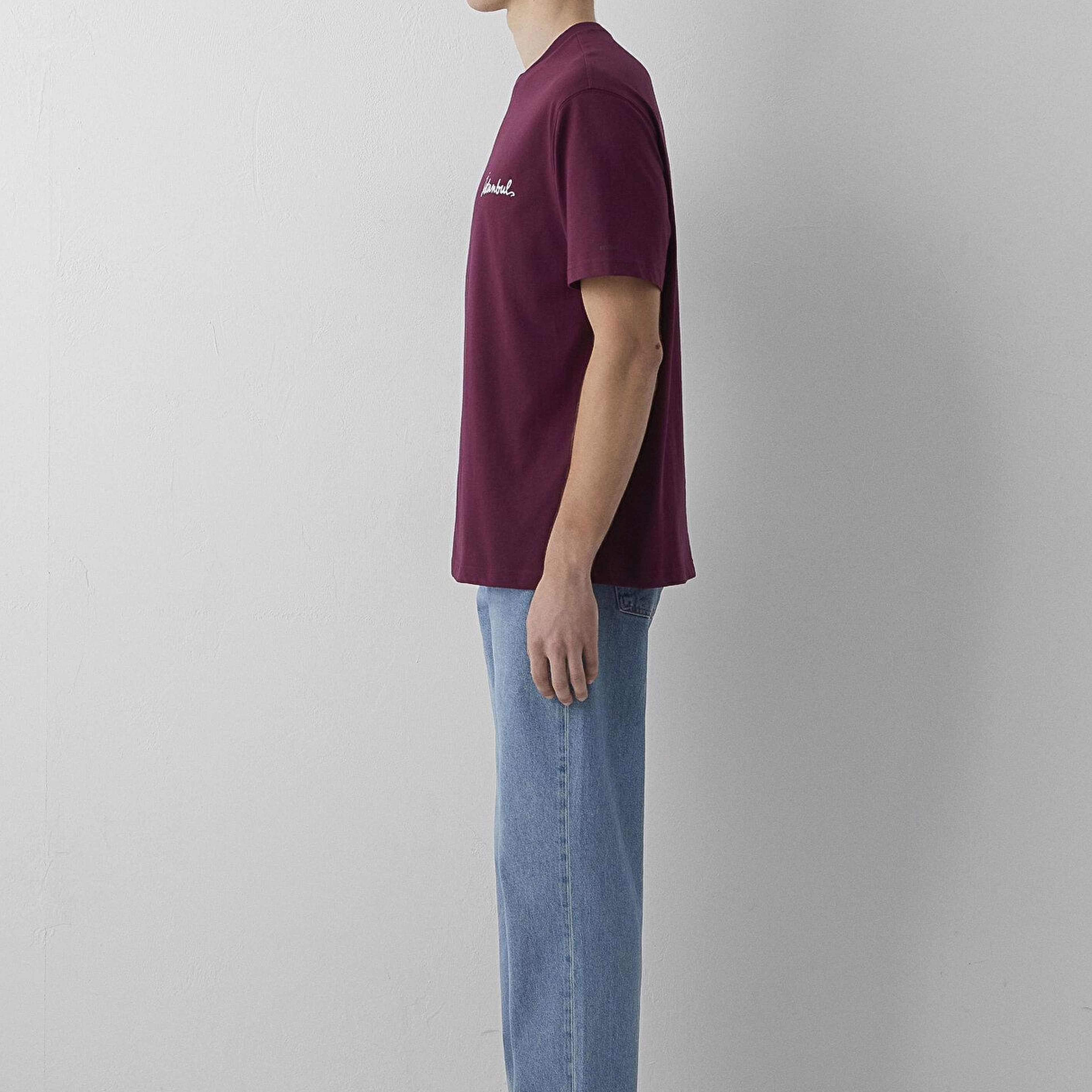 Mavi İstanbul Baskılı Bordo Tişört Loose Fit / Bol Rahat Kesim 0620233-70425