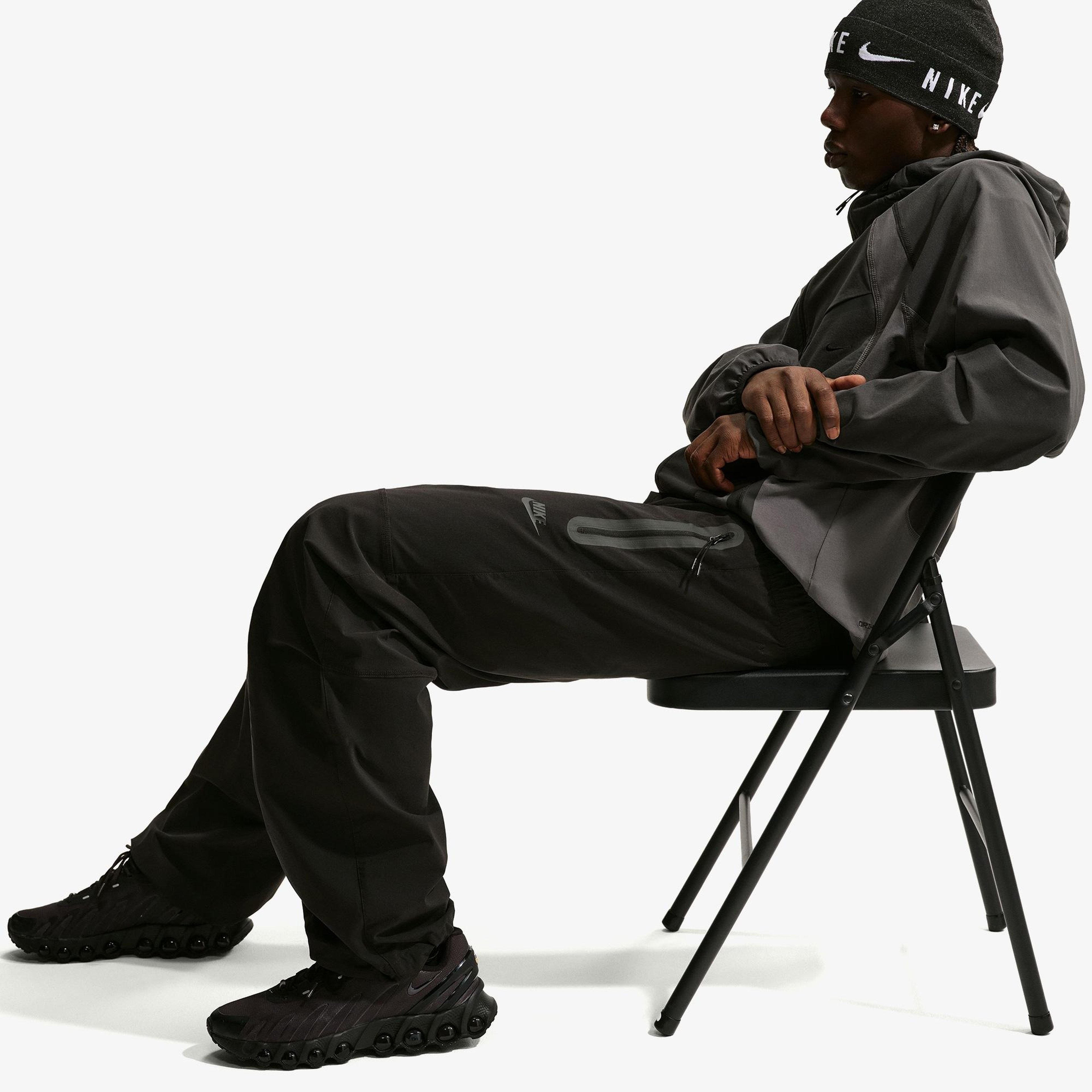 Nike Dri-Fit Tech Erkek Siyah Eşofman Altı