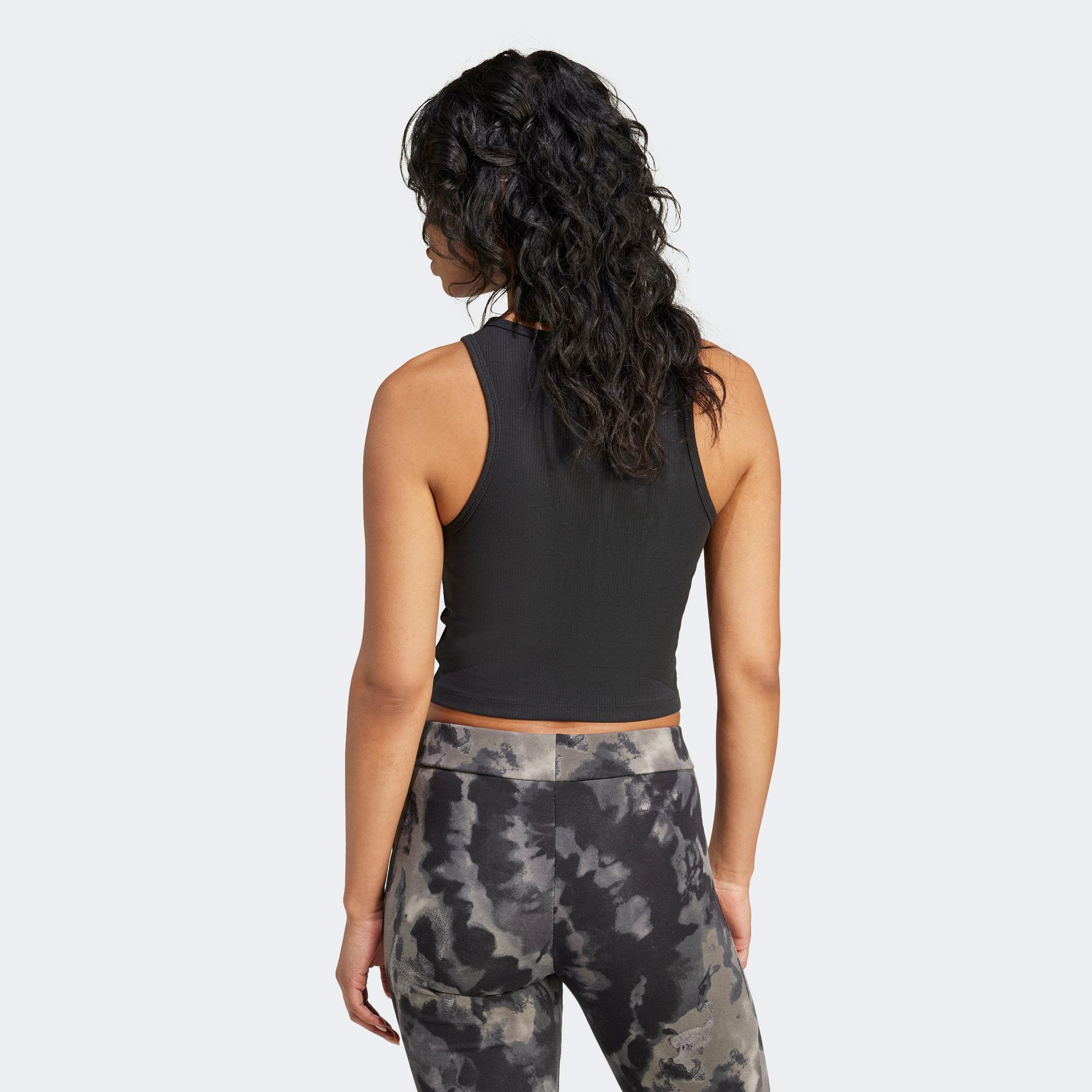 adidas Essentials Ribbed Kadın Siyah Crop Top