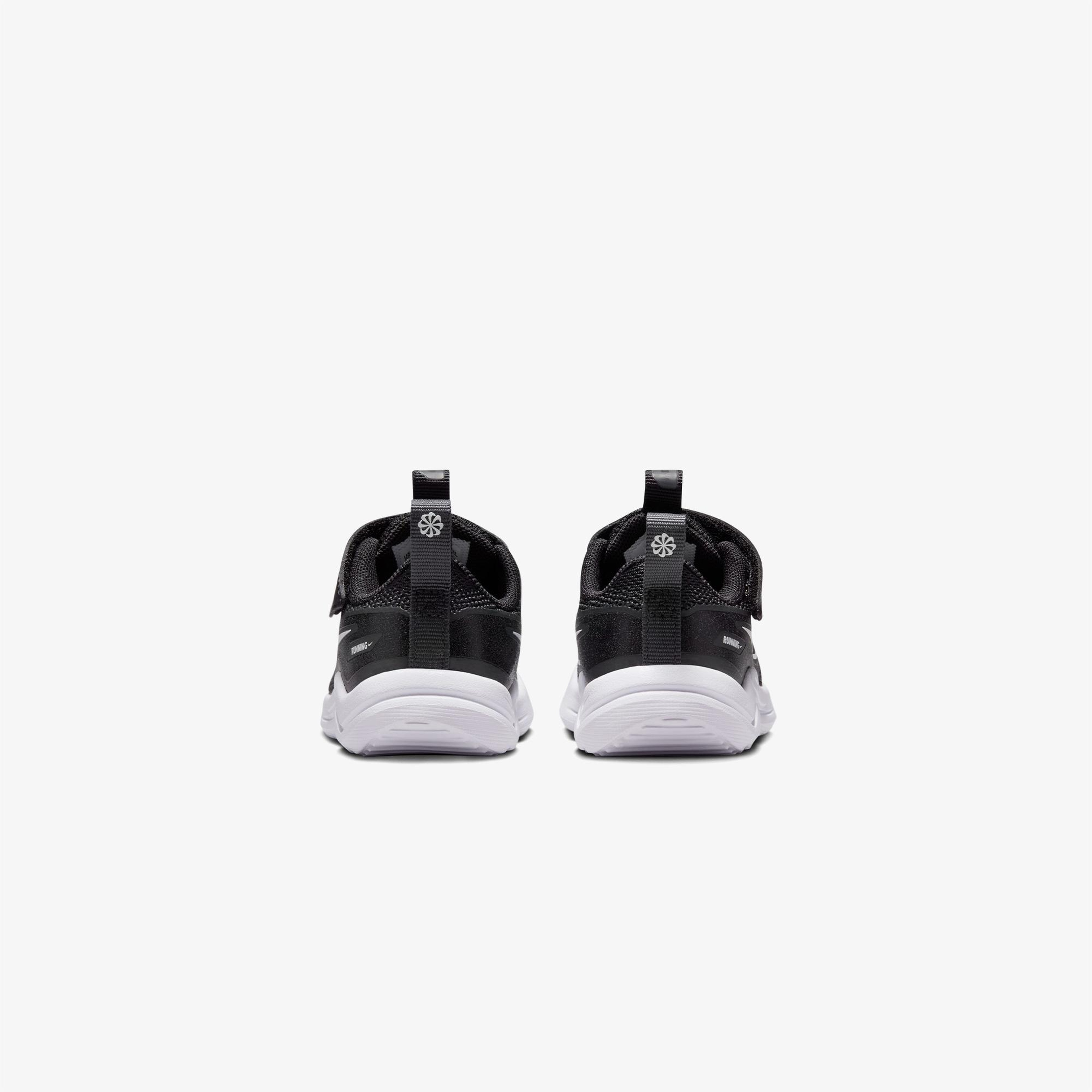 Nike Cosmic Runner Mystic Fly Çocuk Siyah Spor Ayakkabı