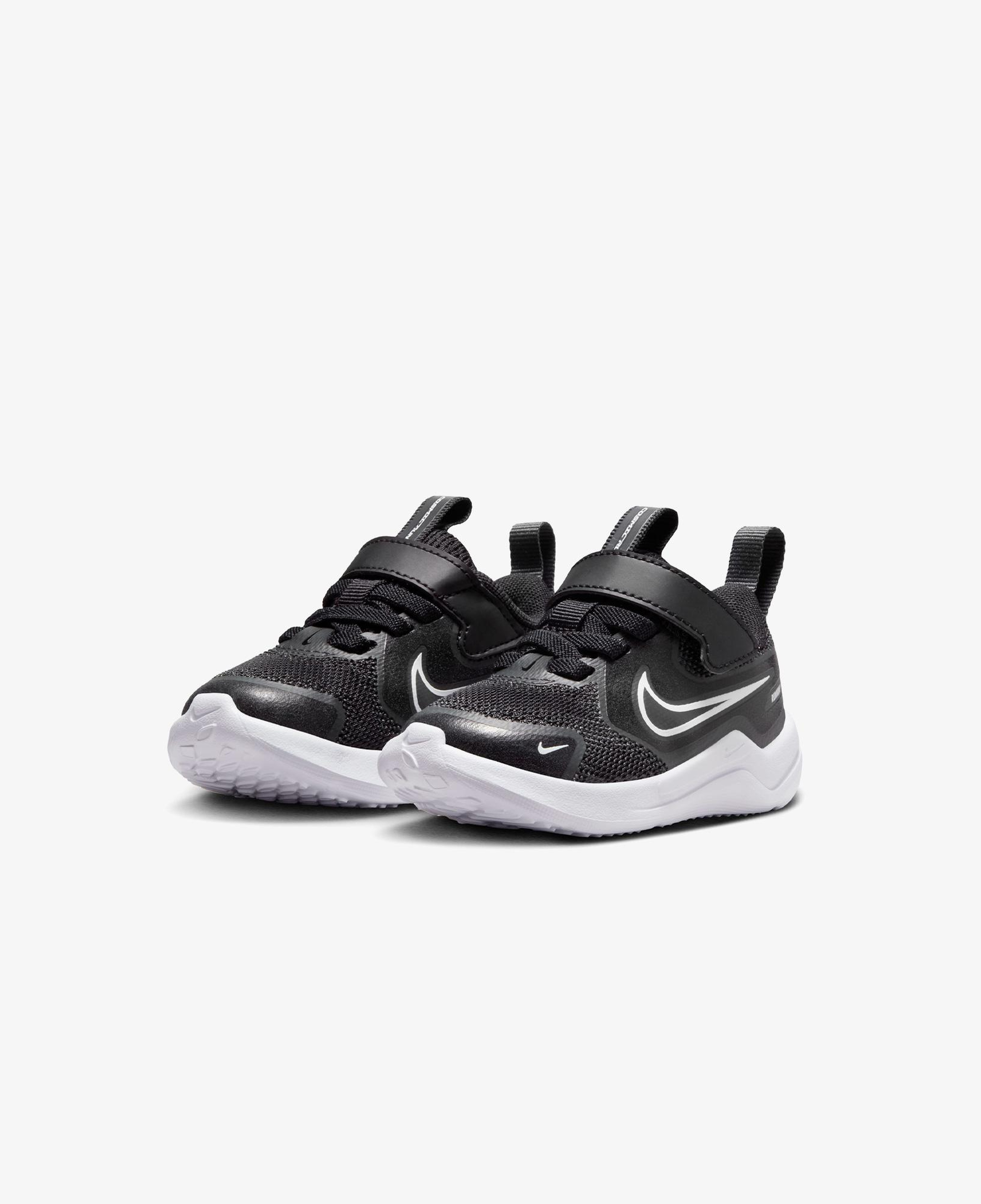 Nike Cosmic Runner Mystic Fly Çocuk Siyah Spor Ayakkabı